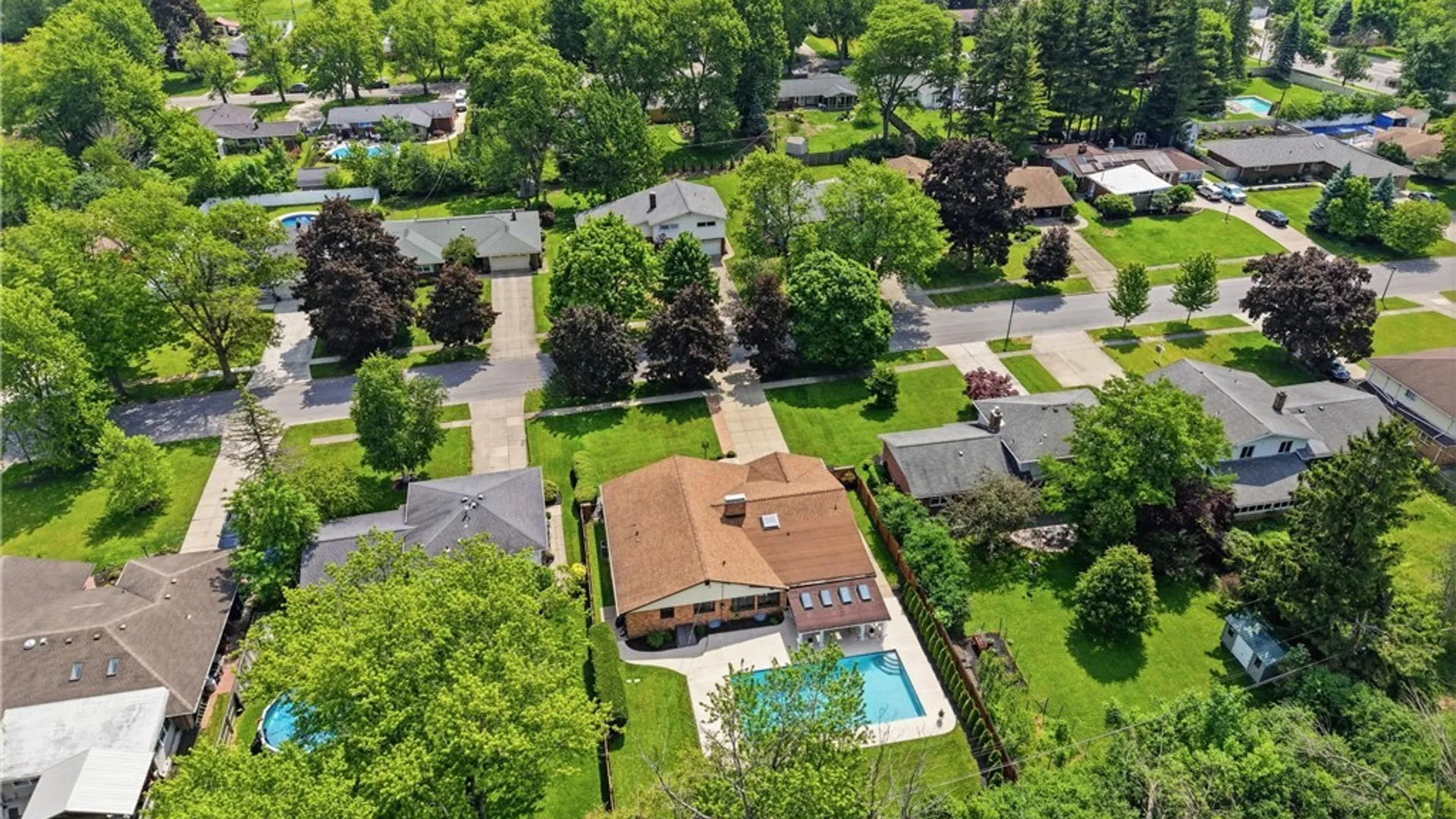 Property at 56 Tristan Lane, Amherst, NY 14221 49