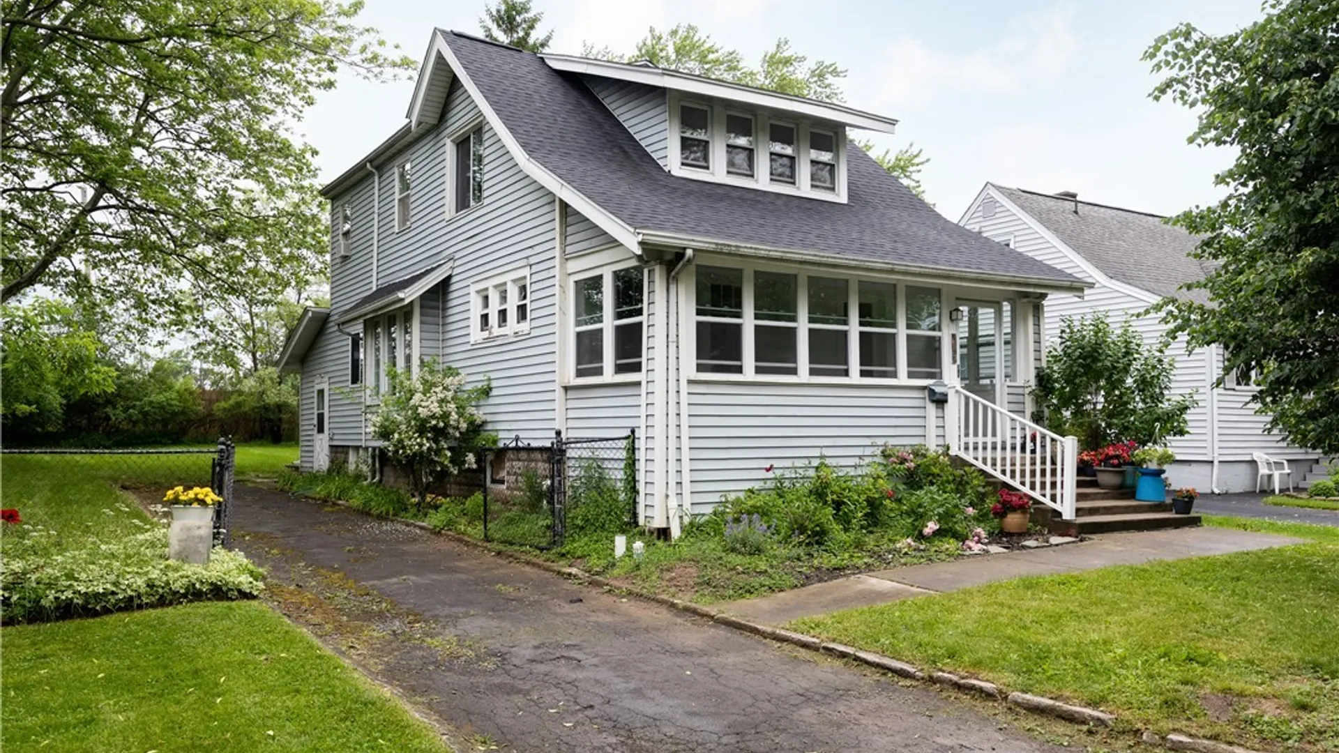 Property at 167 Royal Parkway, Amherst, NY 14221 2
