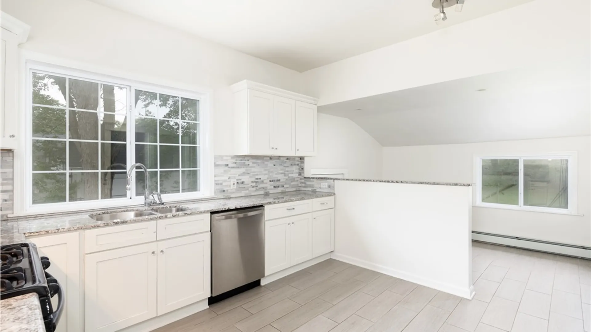 Property at 167 Royal Parkway, Amherst, NY 14221 8