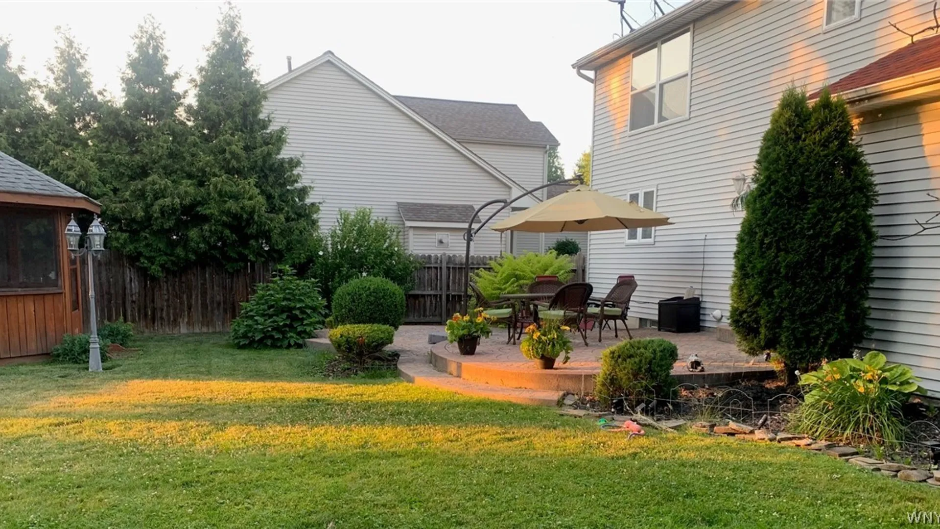Property at 14 Hitching Post Lane, Amherst, NY 14228 24