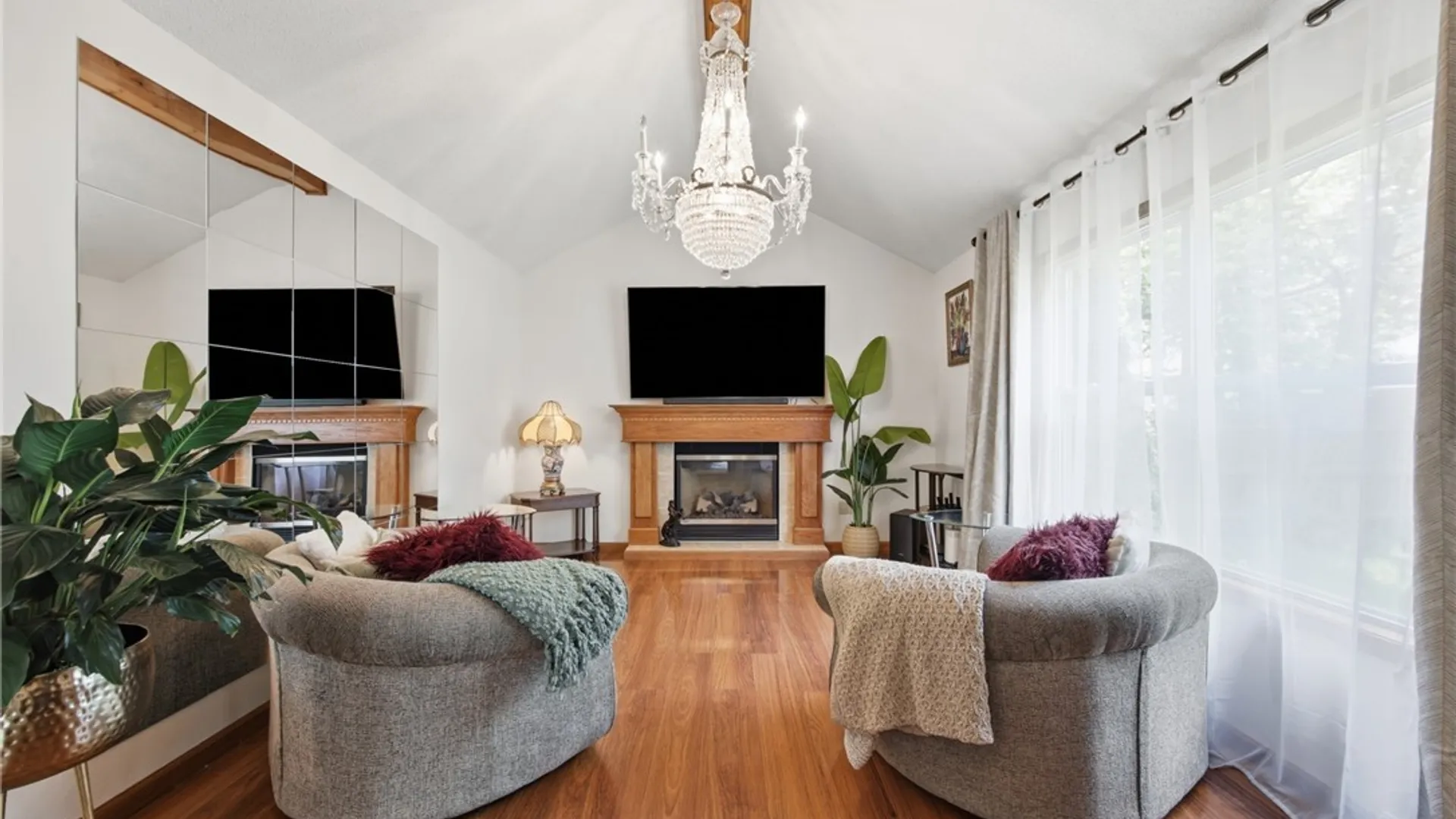 Property at 14 Hitching Post Lane, Amherst, NY 14228 6