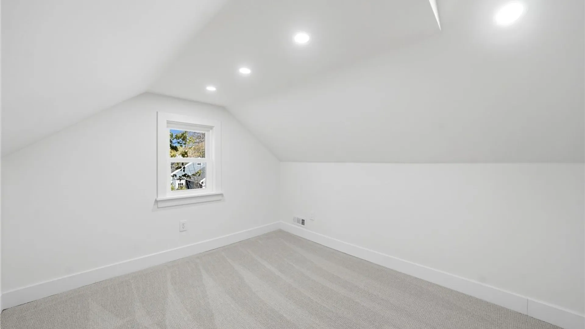 Property at 20 Mariner Street, Buffalo, NY 14201 35