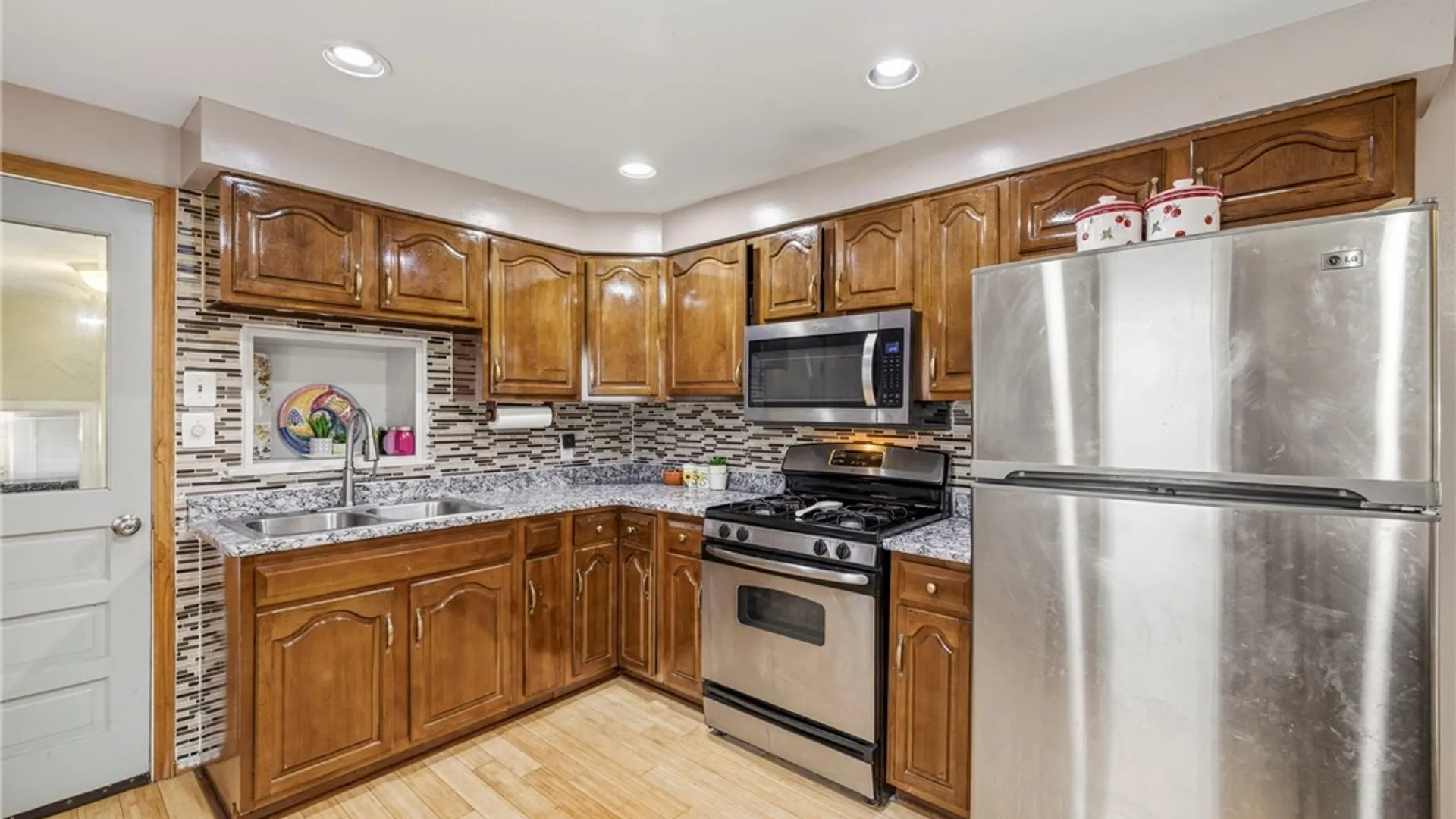 Property at 183 Rosedale Boulevard, Amherst, NY 14226 20