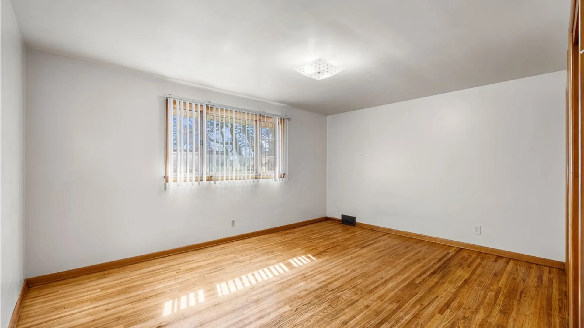 Property at 2750 Niagara Street, Niagara Falls, NY 14303 11