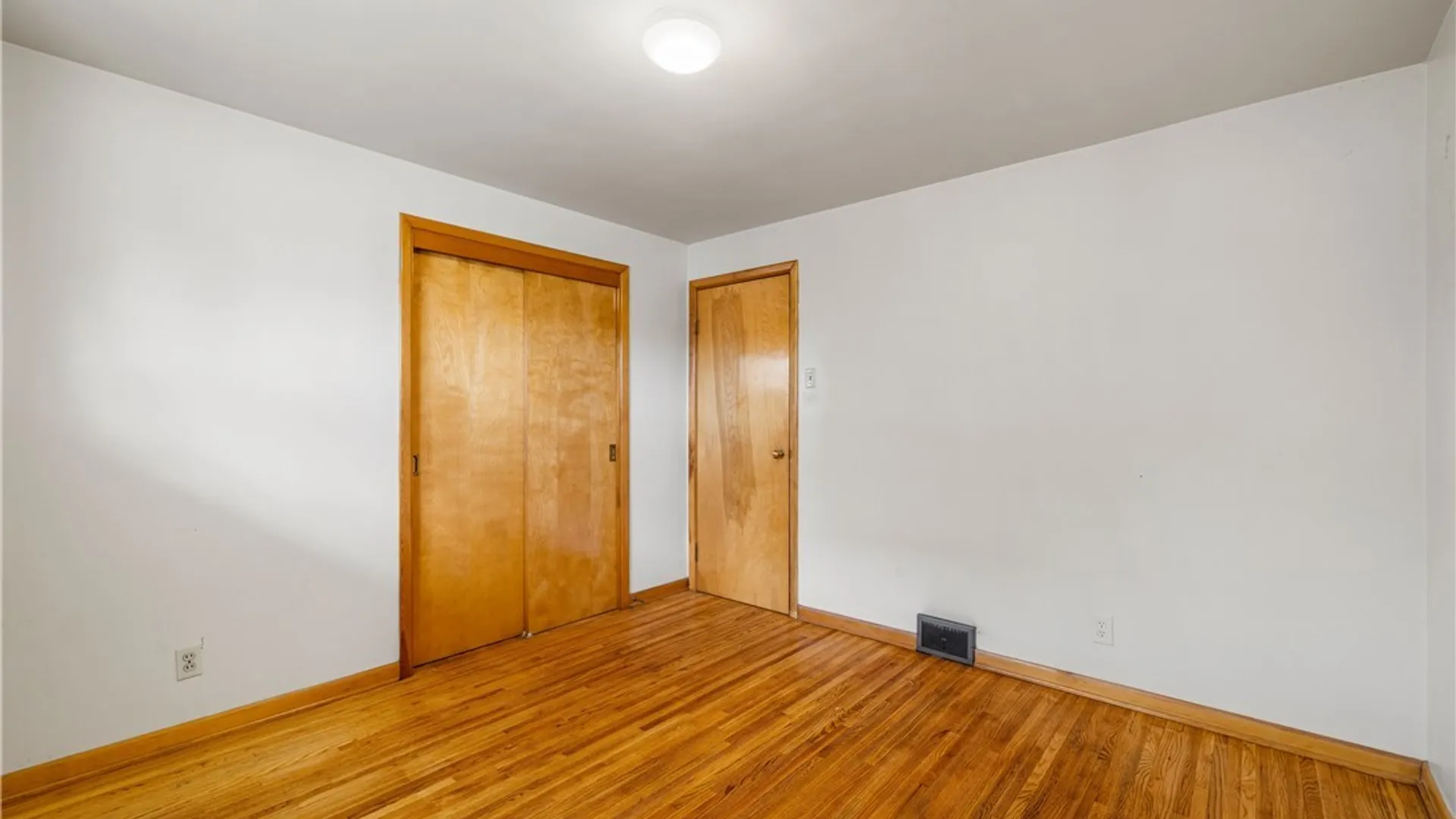 Property at 2750 Niagara Street, Niagara Falls, NY 14303 14