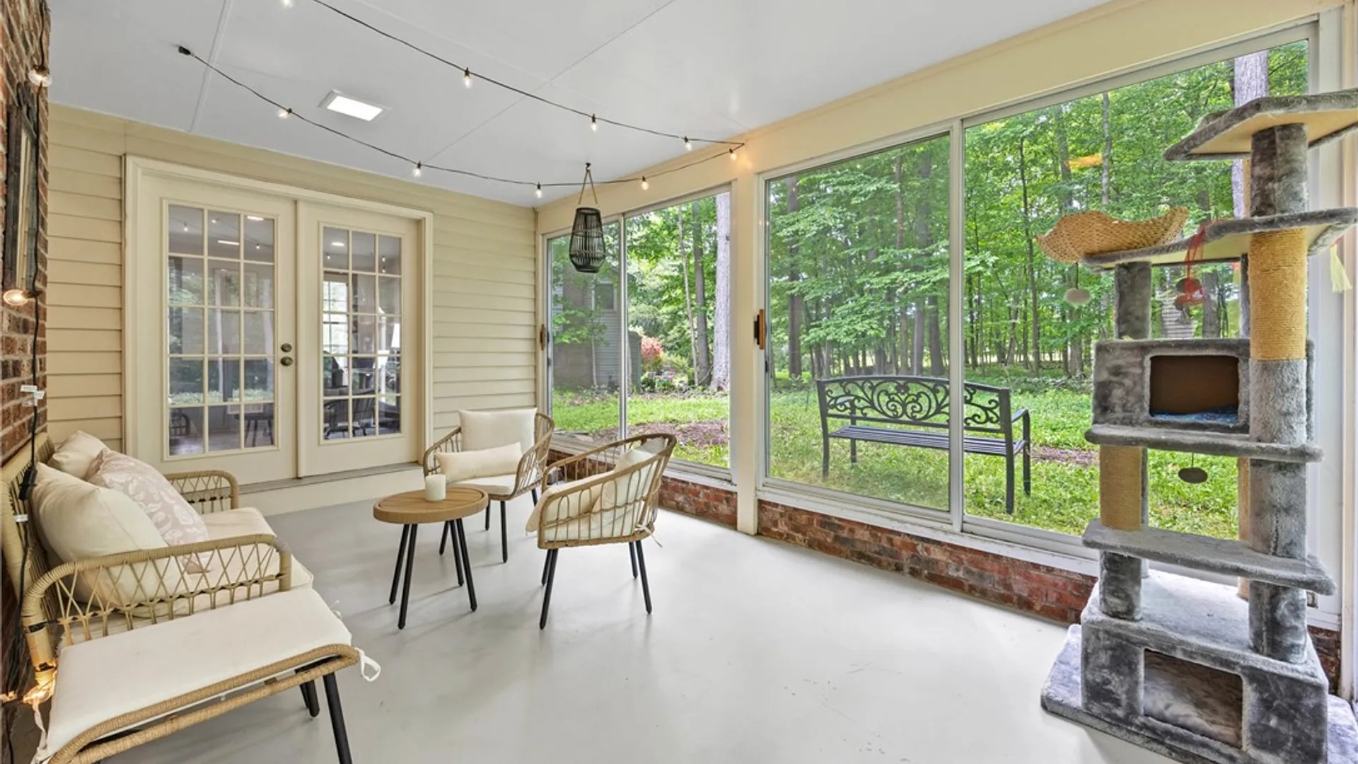 Property at 32 Summit Oaks, Pittsford, NY 14534 18