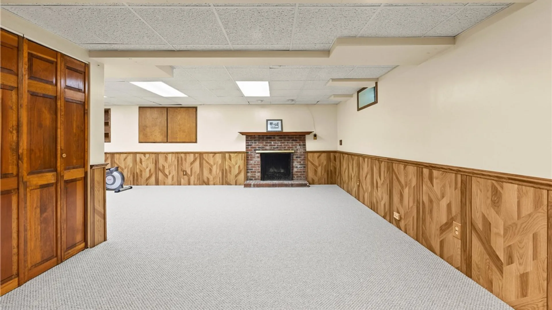 Property at 32 Summit Oaks, Pittsford, NY 14534 38