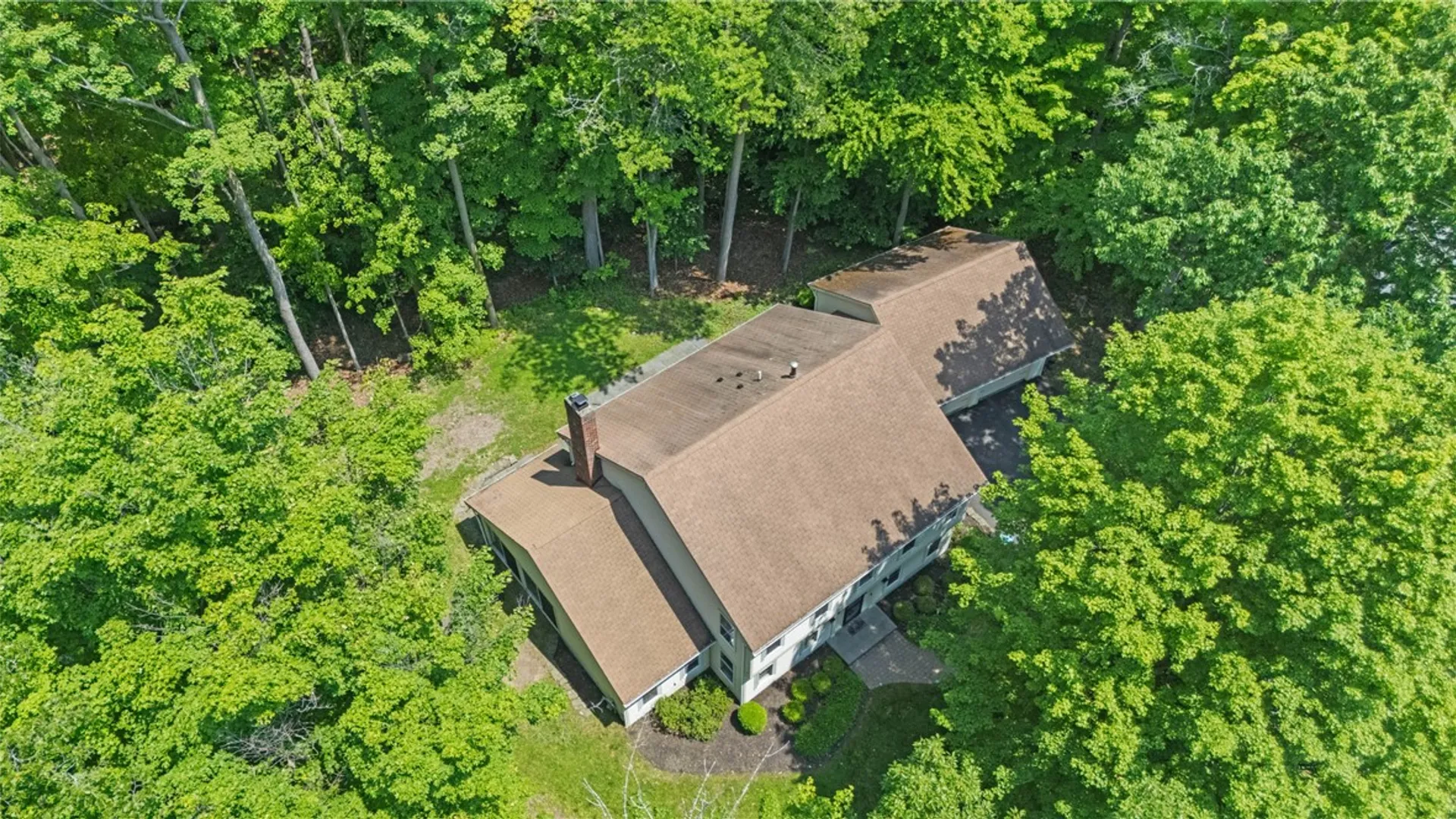 Property at 32 Summit Oaks, Pittsford, NY 14534 47