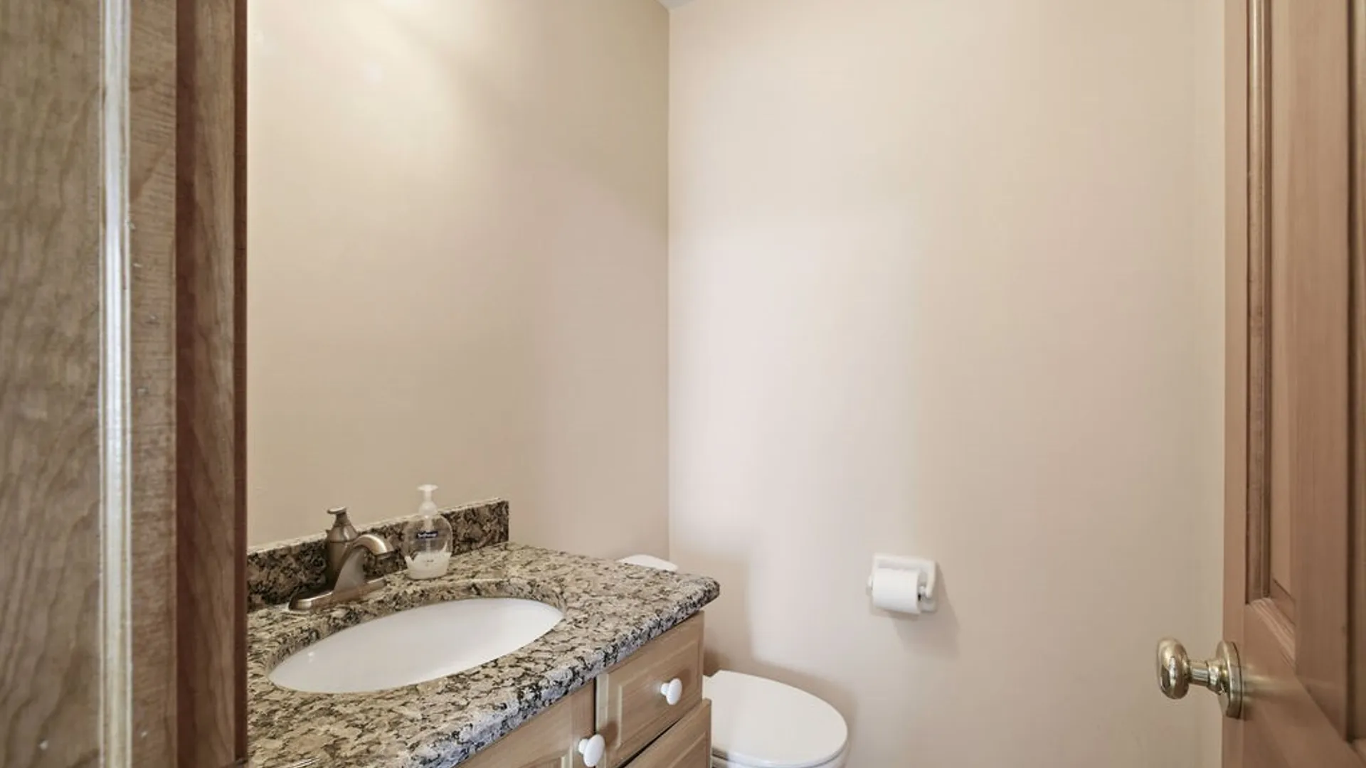 Property at 8413 Sugar Pine Circle, Clay, NY 13090 36