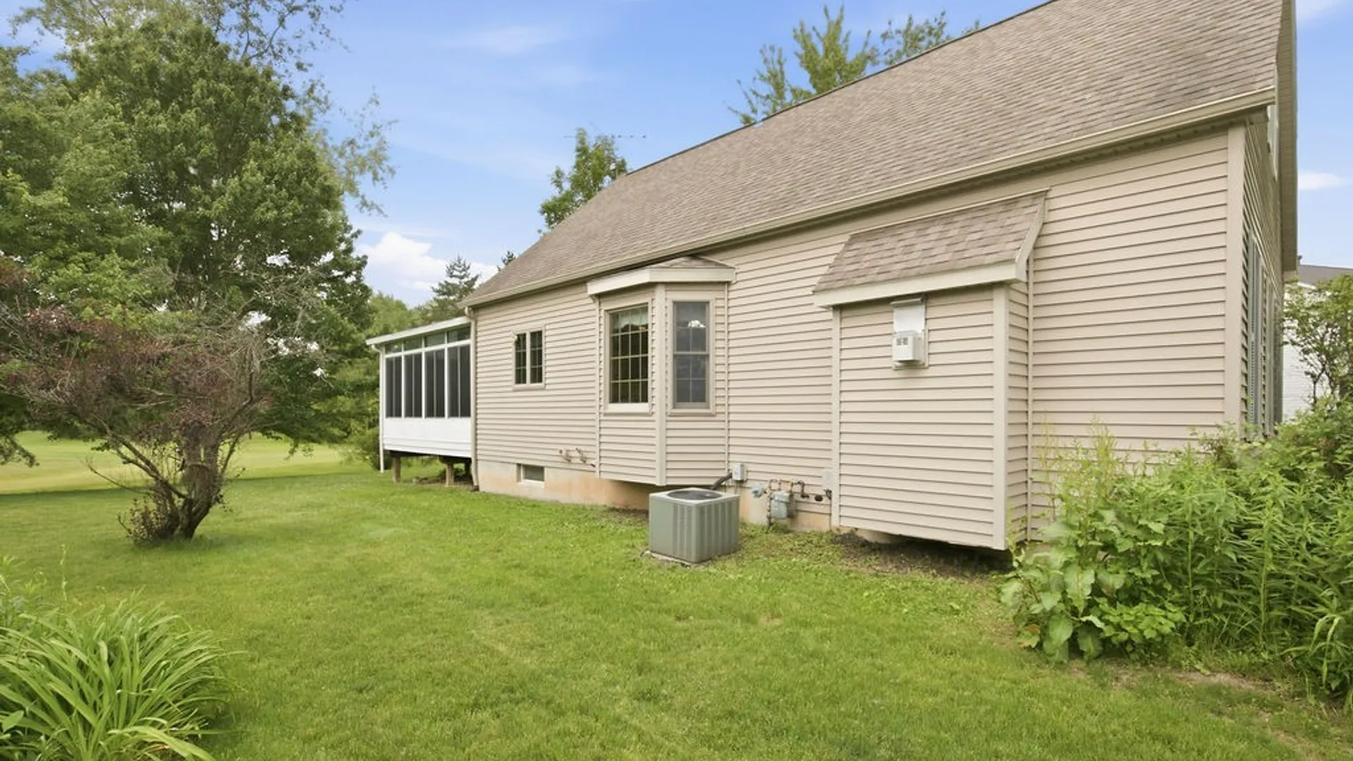 Property at 8413 Sugar Pine Circle, Clay, NY 13090 43