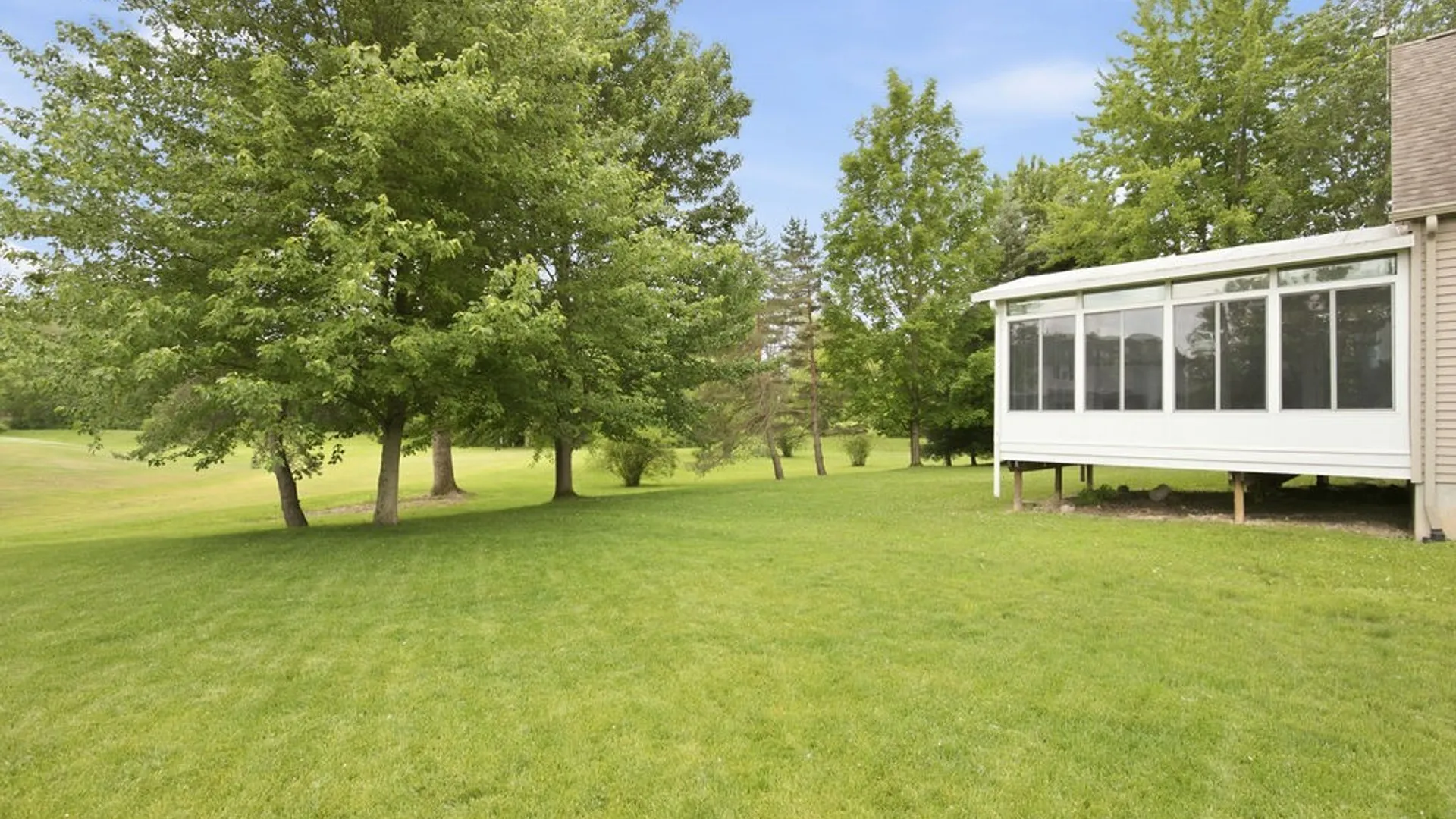 Property at 8413 Sugar Pine Circle, Clay, NY 13090 44