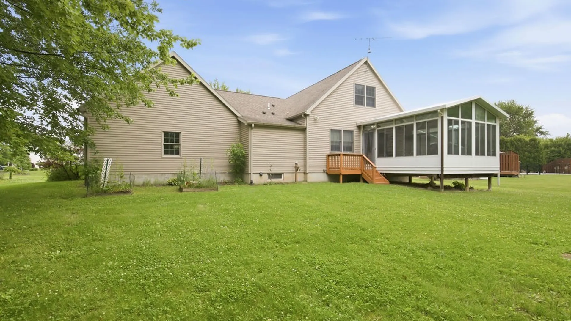 Property at 8413 Sugar Pine Circle, Clay, NY 13090 45