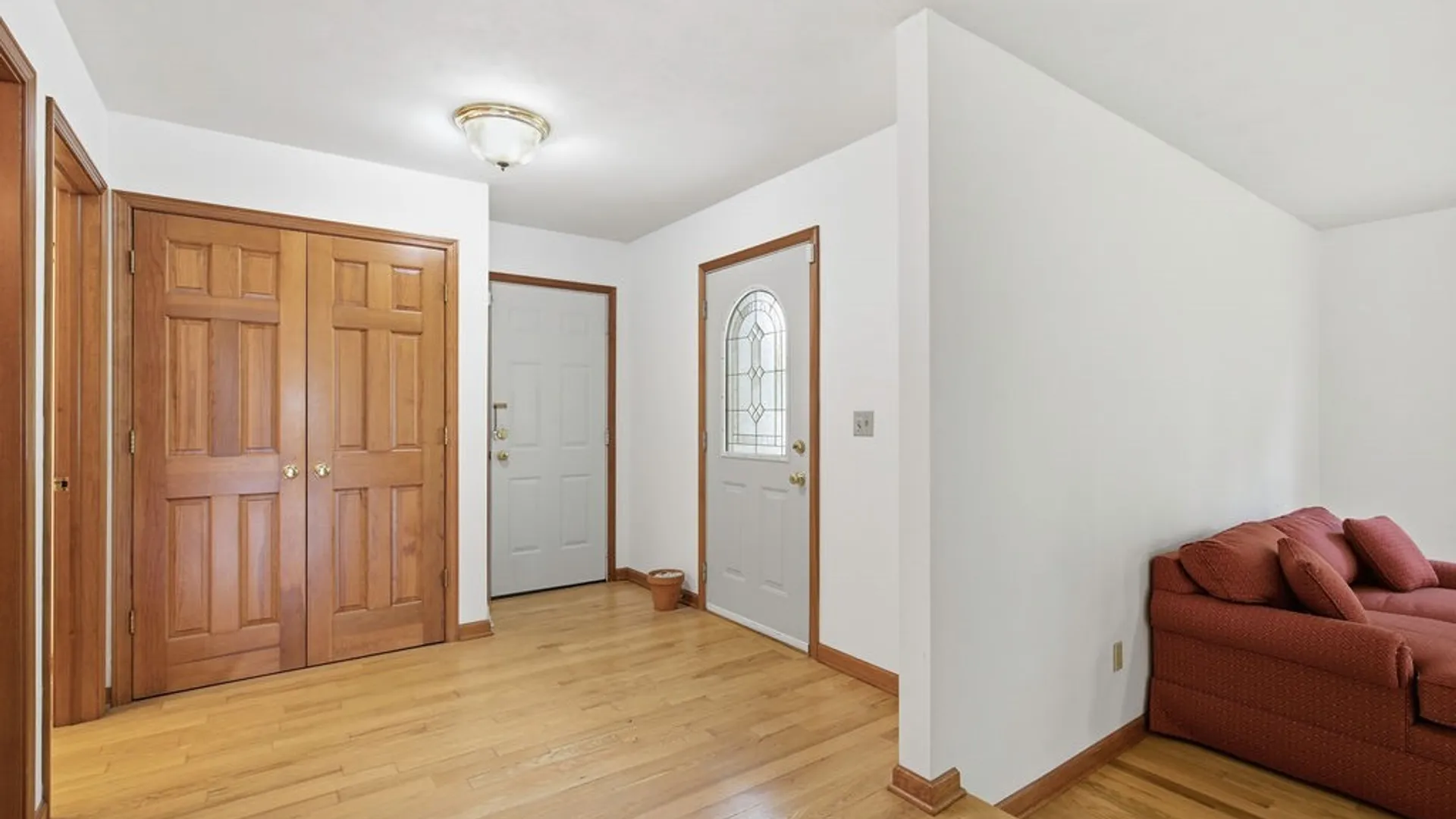 Property at 8413 Sugar Pine Circle, Clay, NY 13090 7