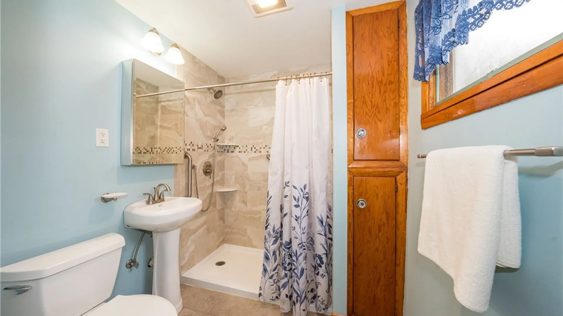 Property at 128 Benzinger Street, Buffalo, NY 14206 17