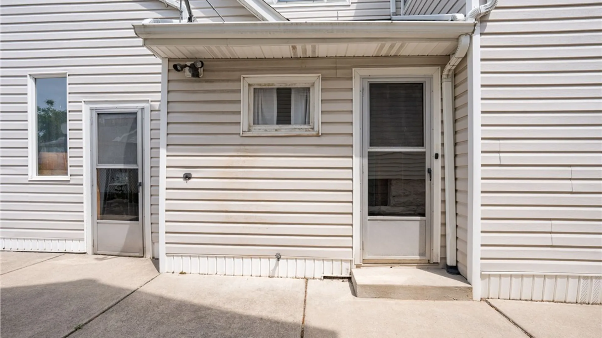 Property at 128 Benzinger Street, Buffalo, NY 14206 33