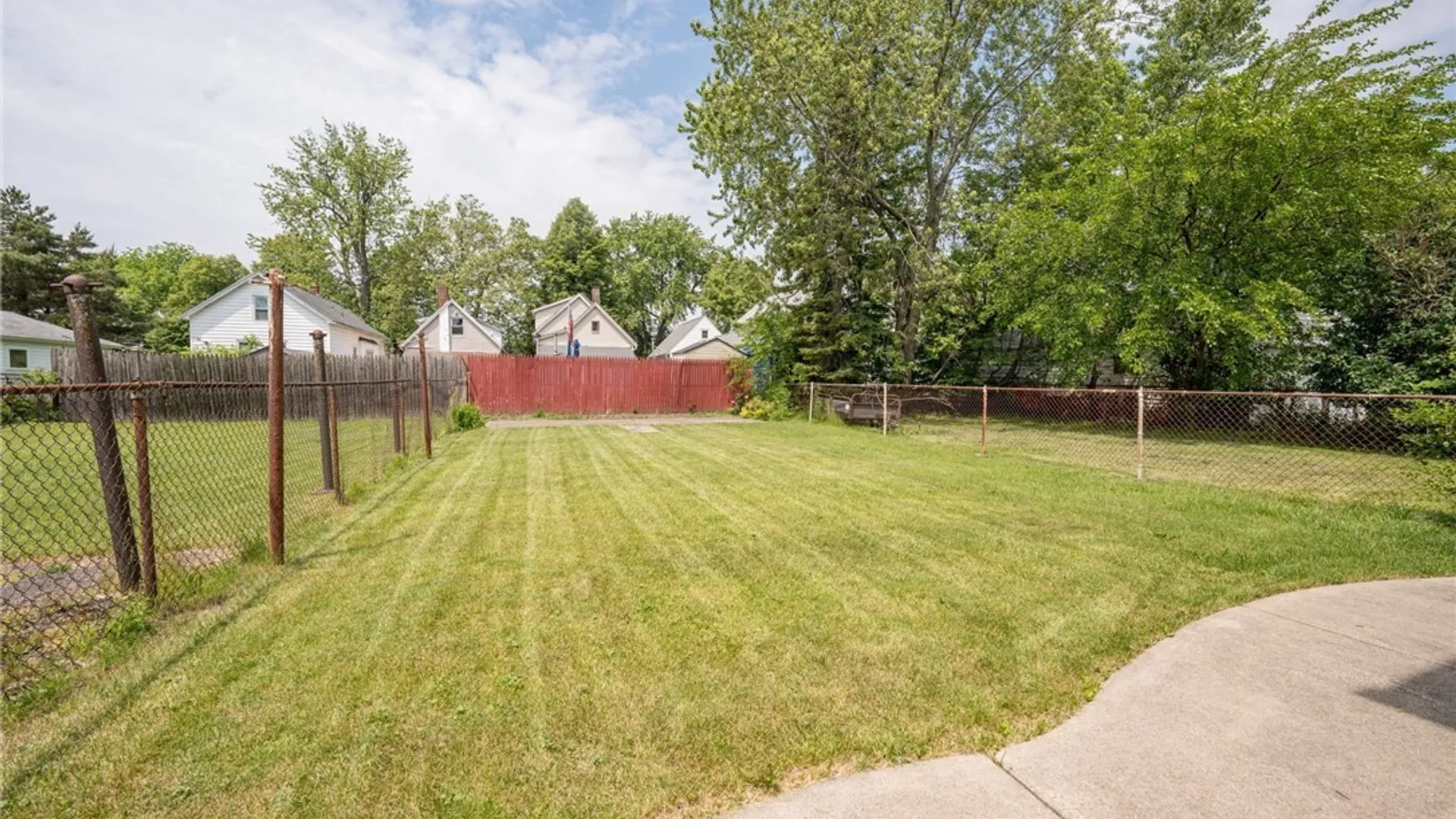 Property at 128 Benzinger Street, Buffalo, NY 14206 35