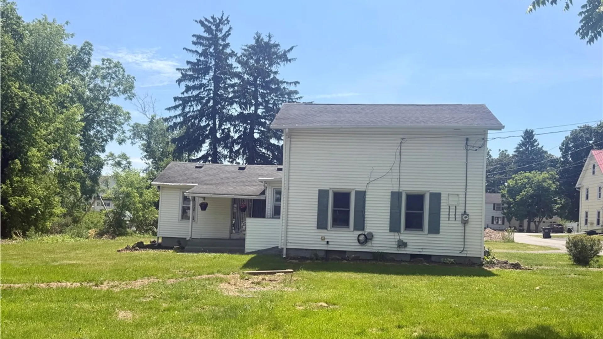 Property at 17 College Ave, Greece, NY 14515 17