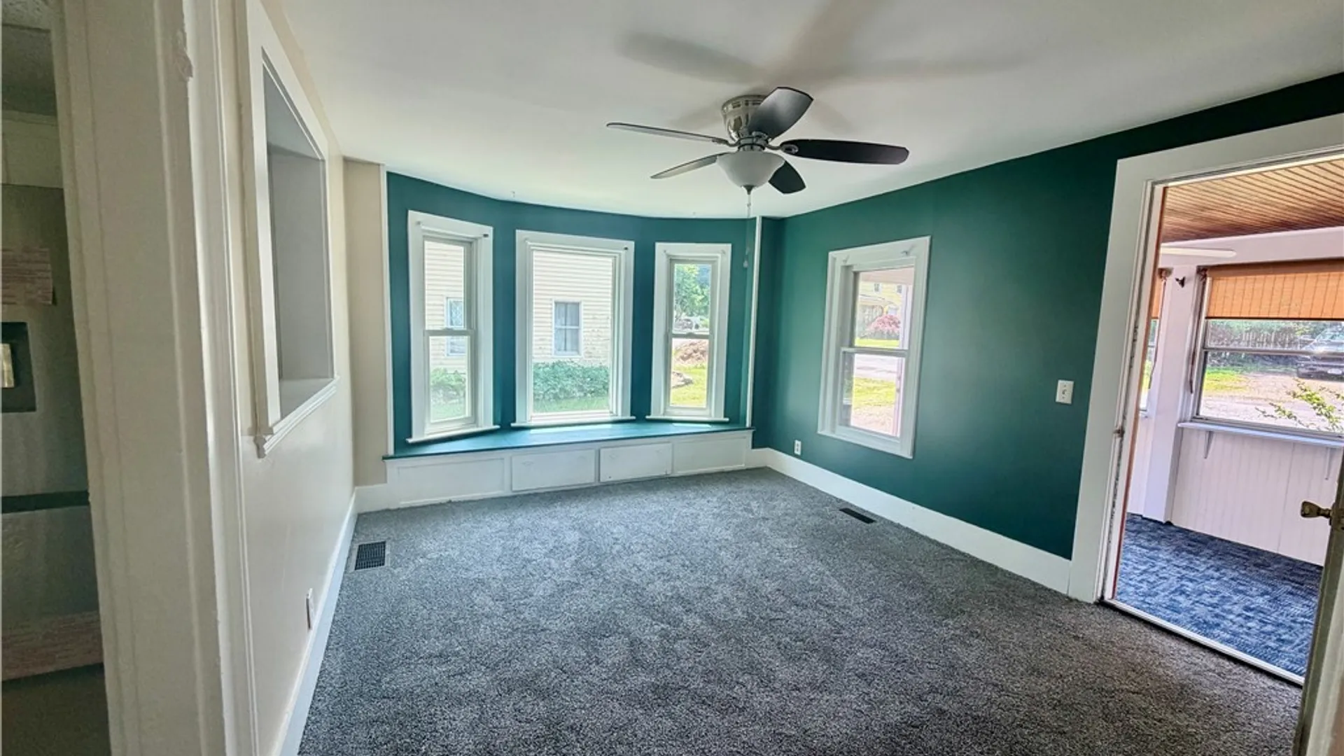 Property at 17 College Ave, Greece, NY 14515 5