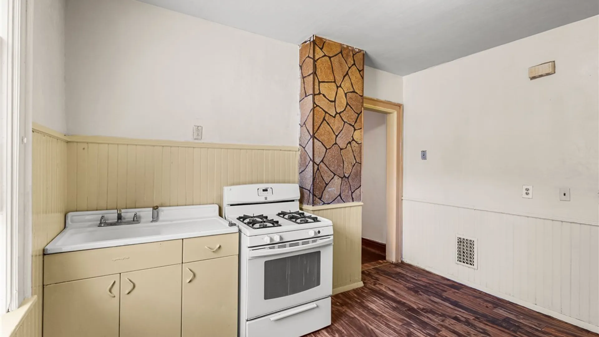 Property at 213 Keystone Street, Buffalo, NY 14211 19