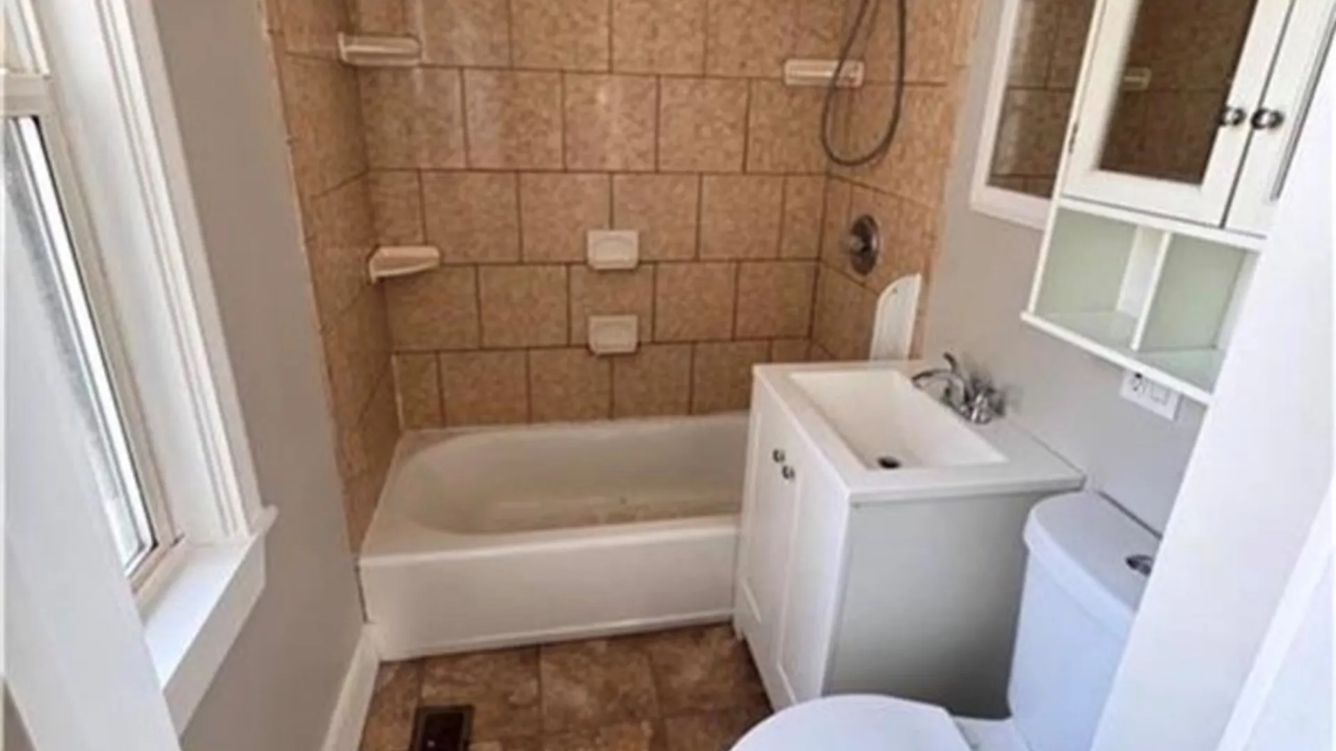 Property at 307 Highland Avenue, DeWitt, NY 13057 6