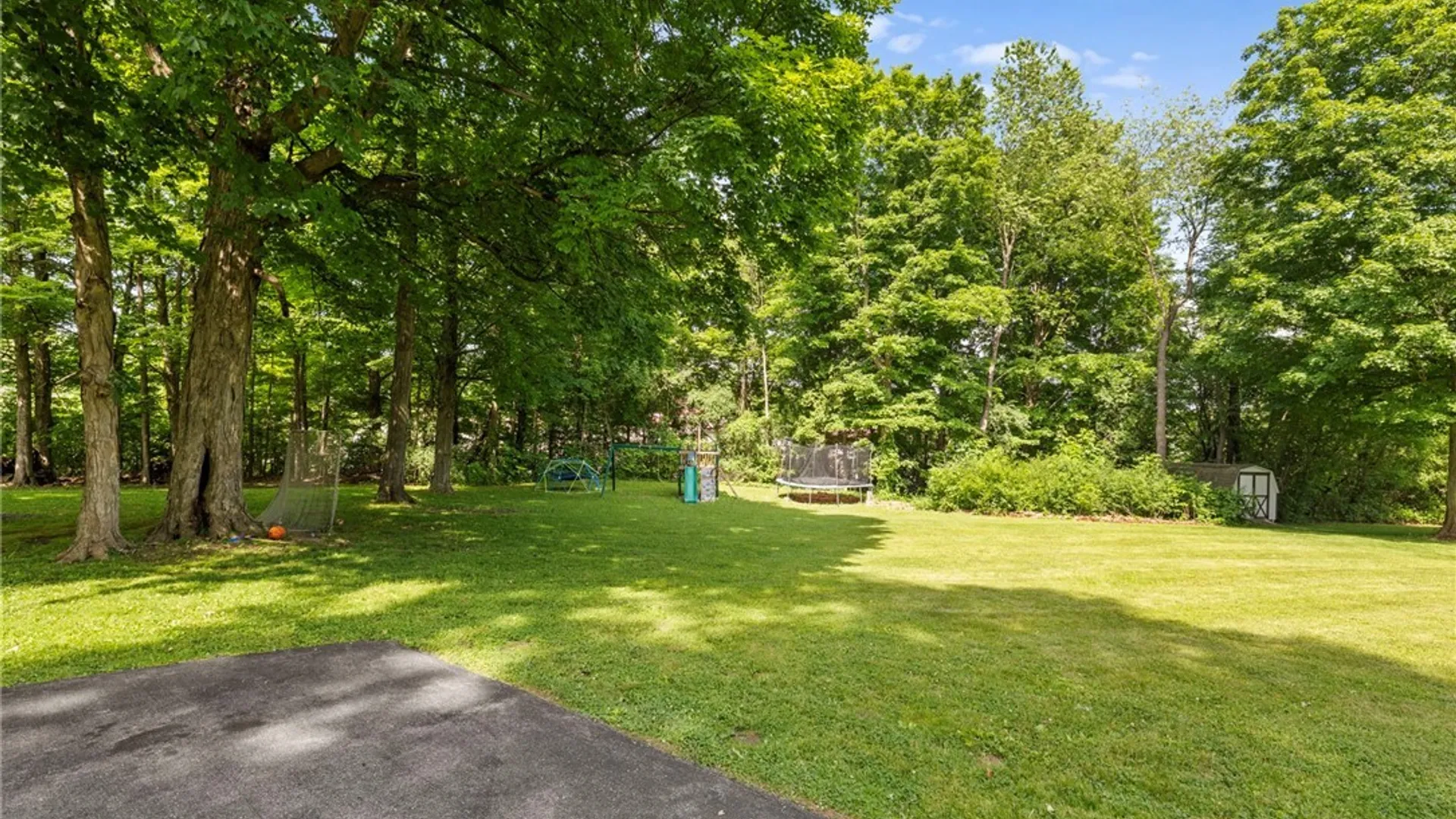 Property at 5746 Scenic Drive, Camillus, NY 13031 47