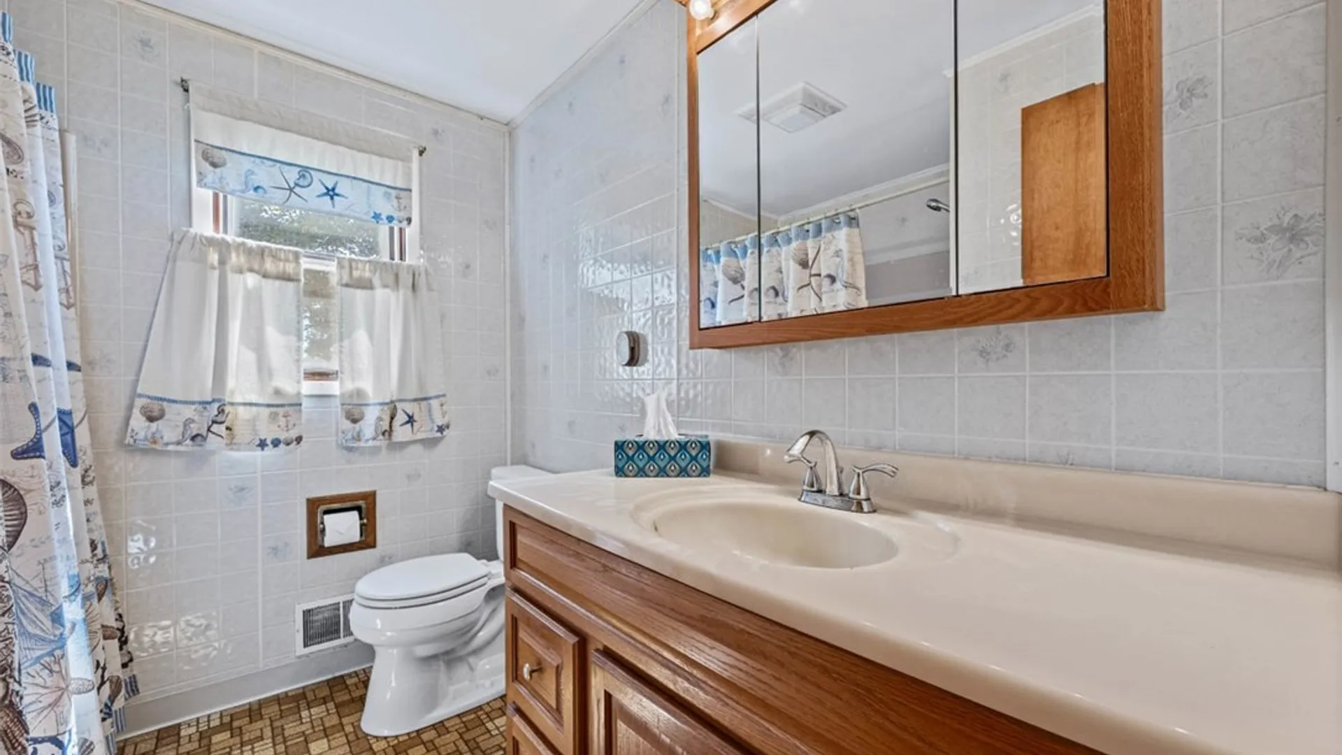Property at 2085 Michigan Avenue, Lima, NY 14485 10