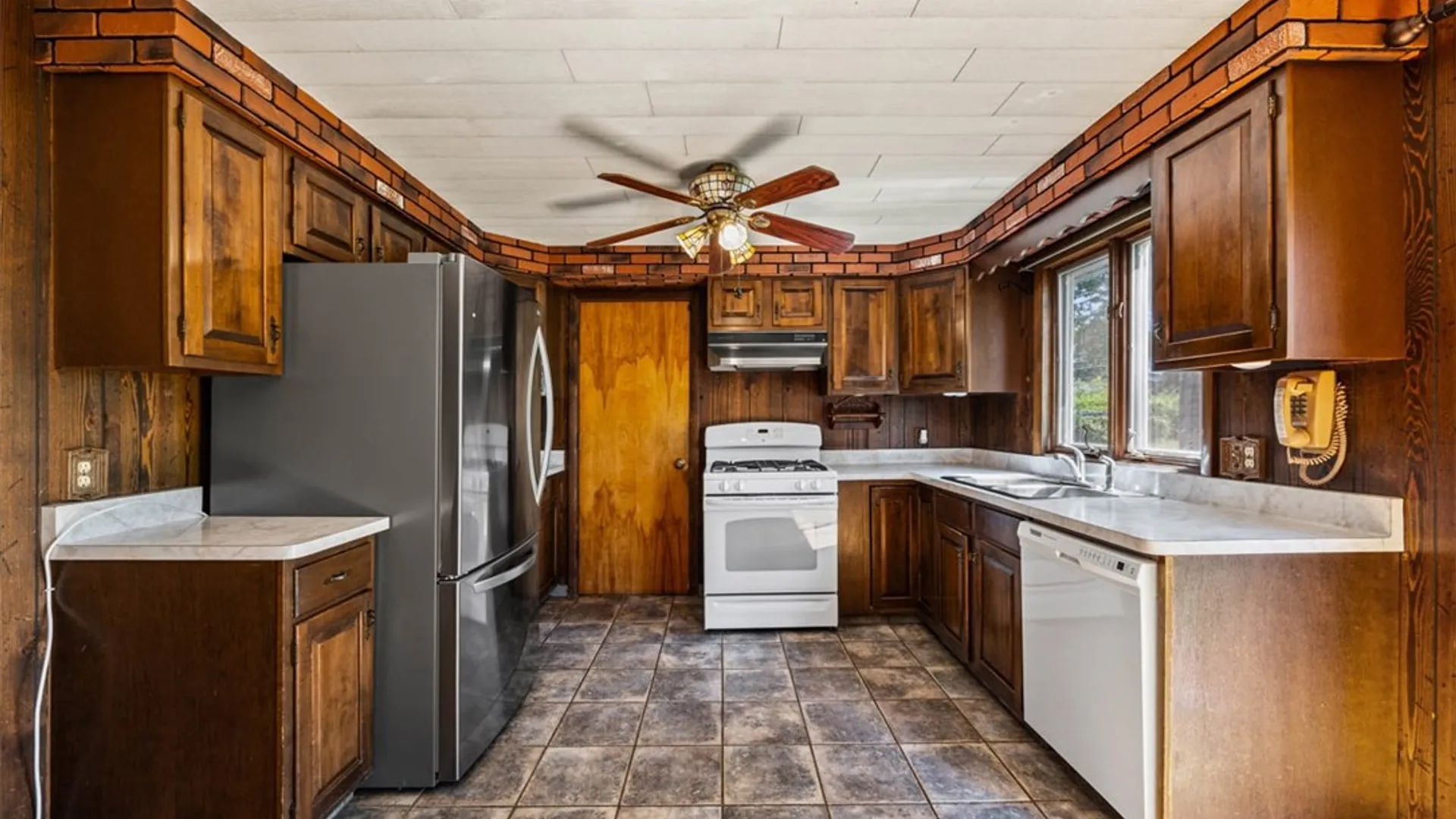Property at 2085 Michigan Avenue, Lima, NY 14485 7