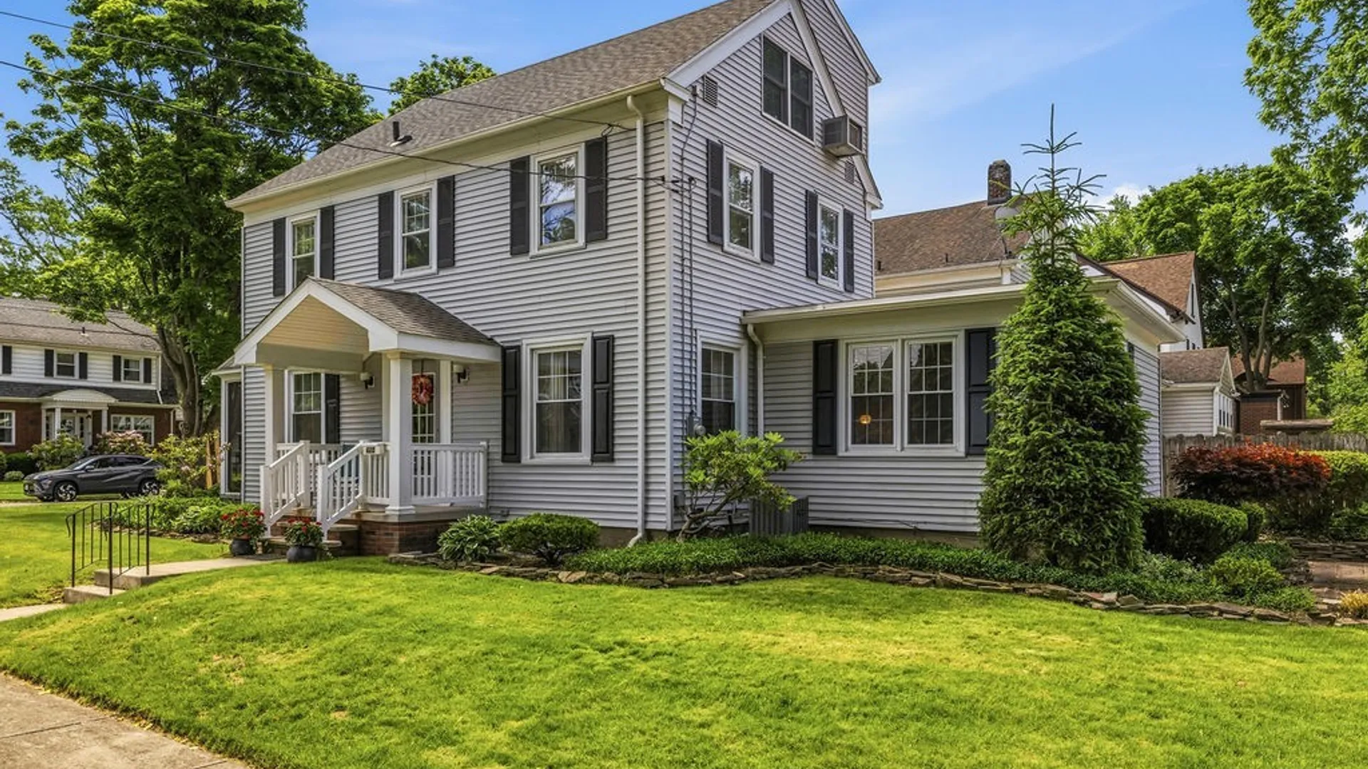 Property at 825 James Avenue, Niagara Falls, NY 14305 2