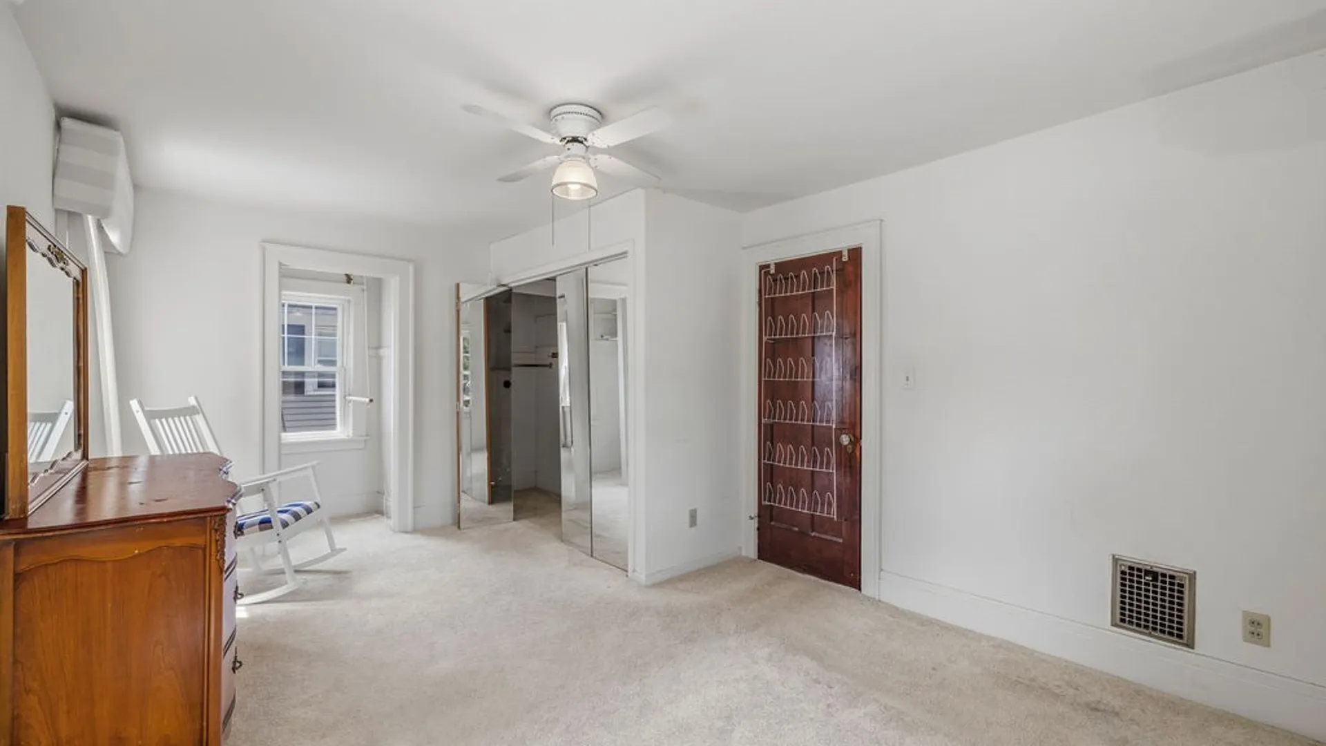 Property at 825 James Avenue, Niagara Falls, NY 14305 24