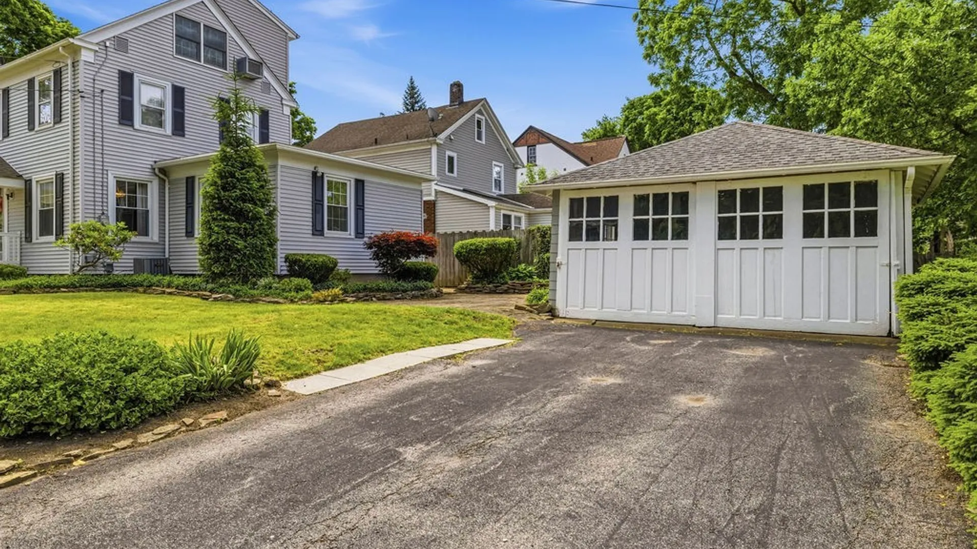 Property at 825 James Avenue, Niagara Falls, NY 14305 29