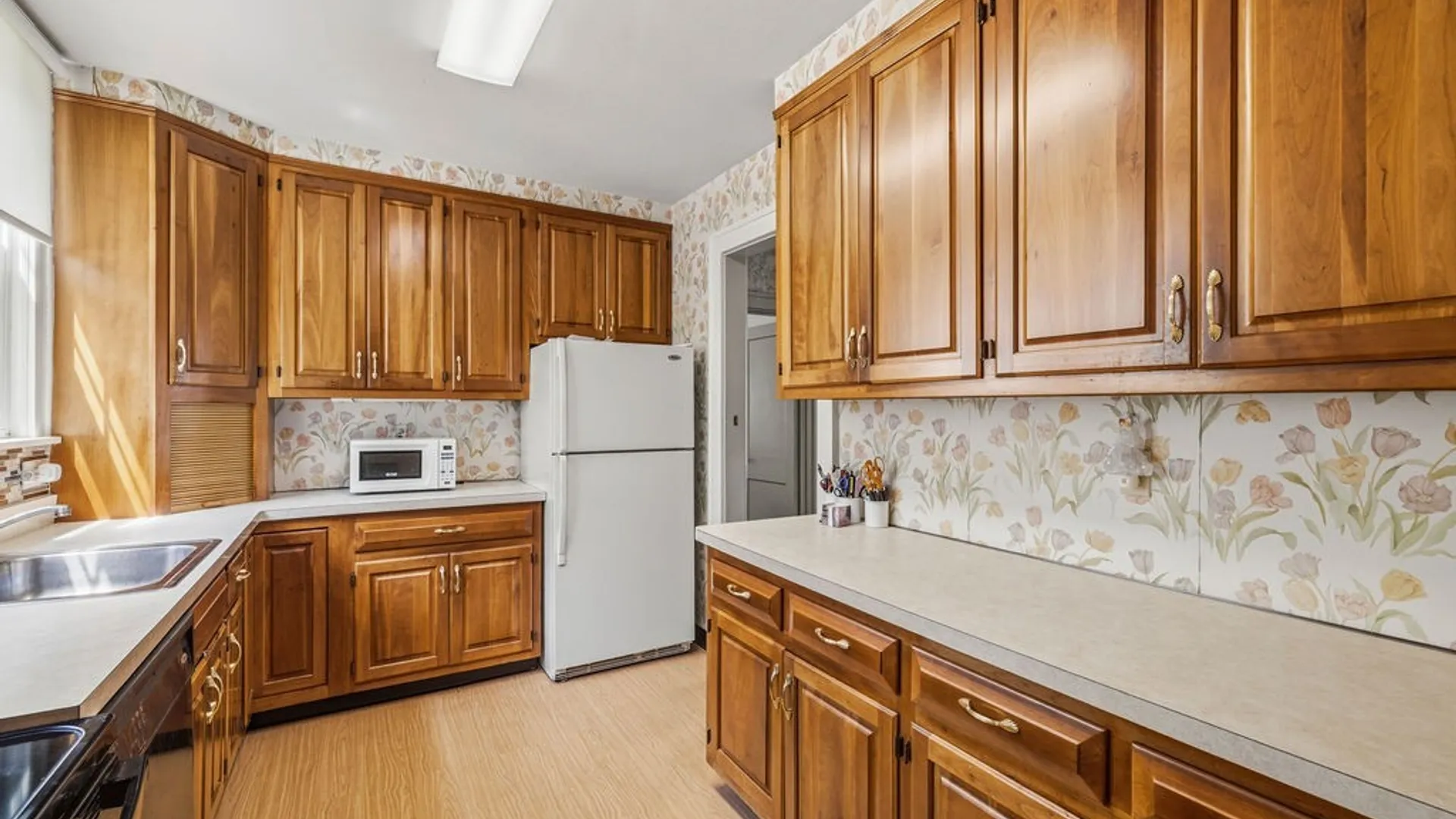 Property at 825 James Avenue, Niagara Falls, NY 14305 6