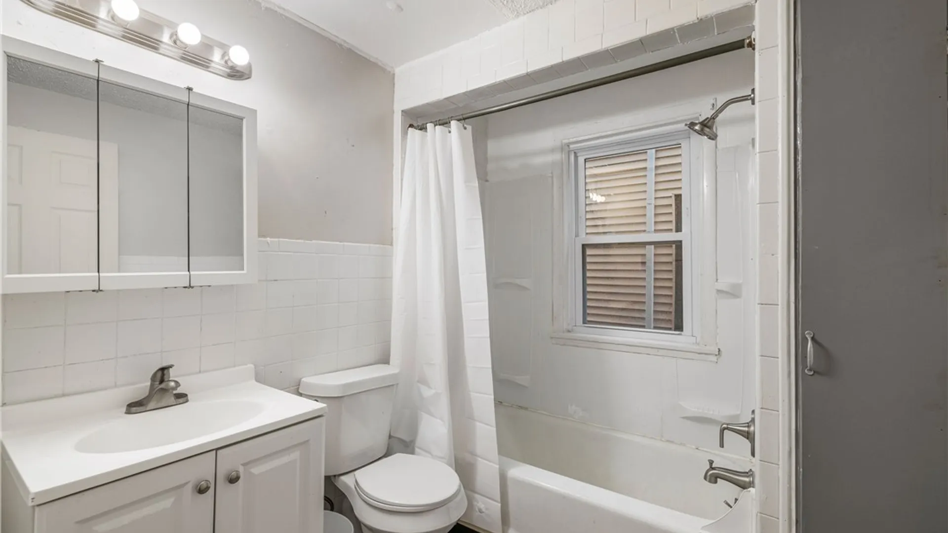Property at 40 Geary Street, Buffalo, NY 14210 13