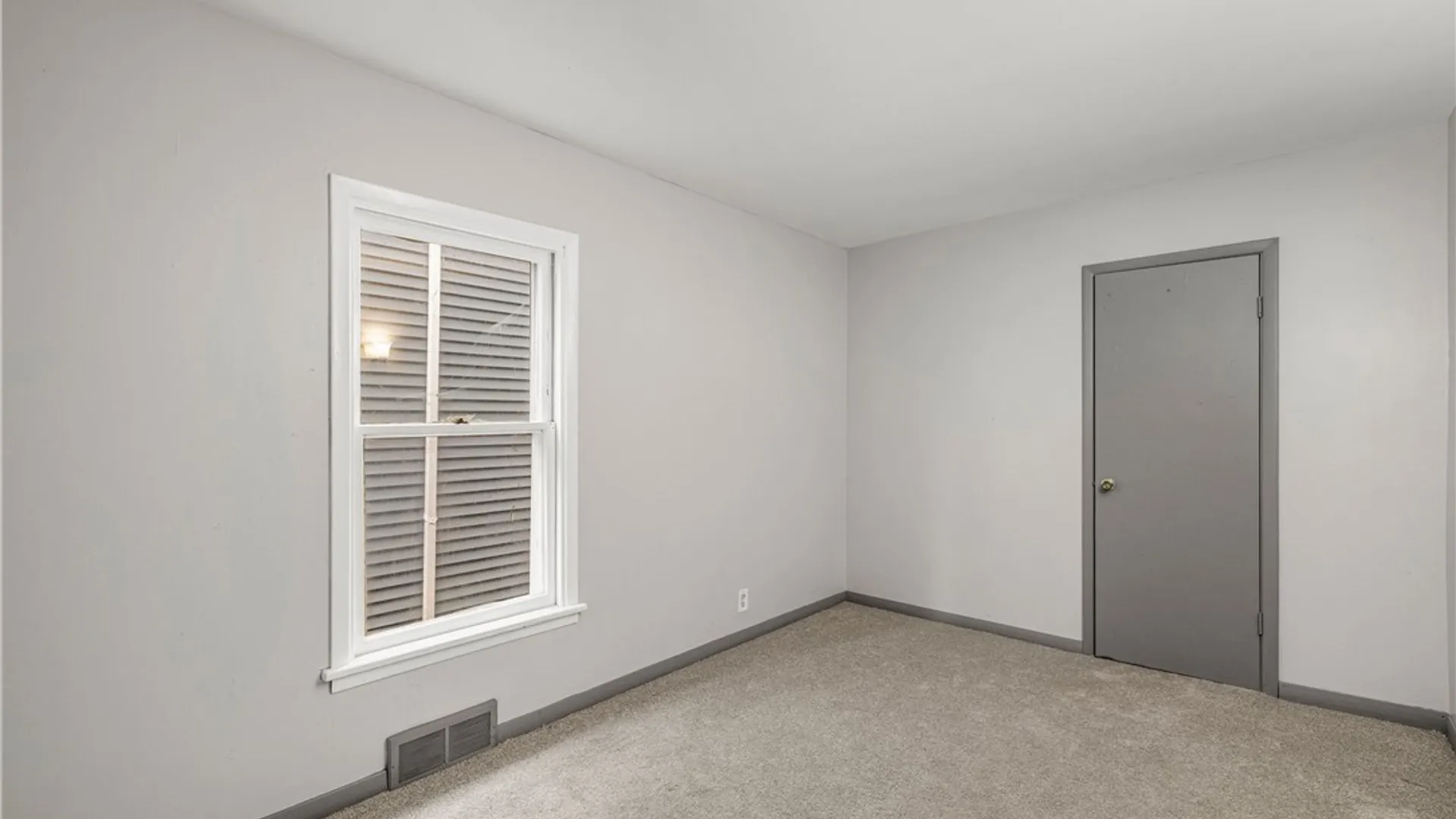 Property at 40 Geary Street, Buffalo, NY 14210 14