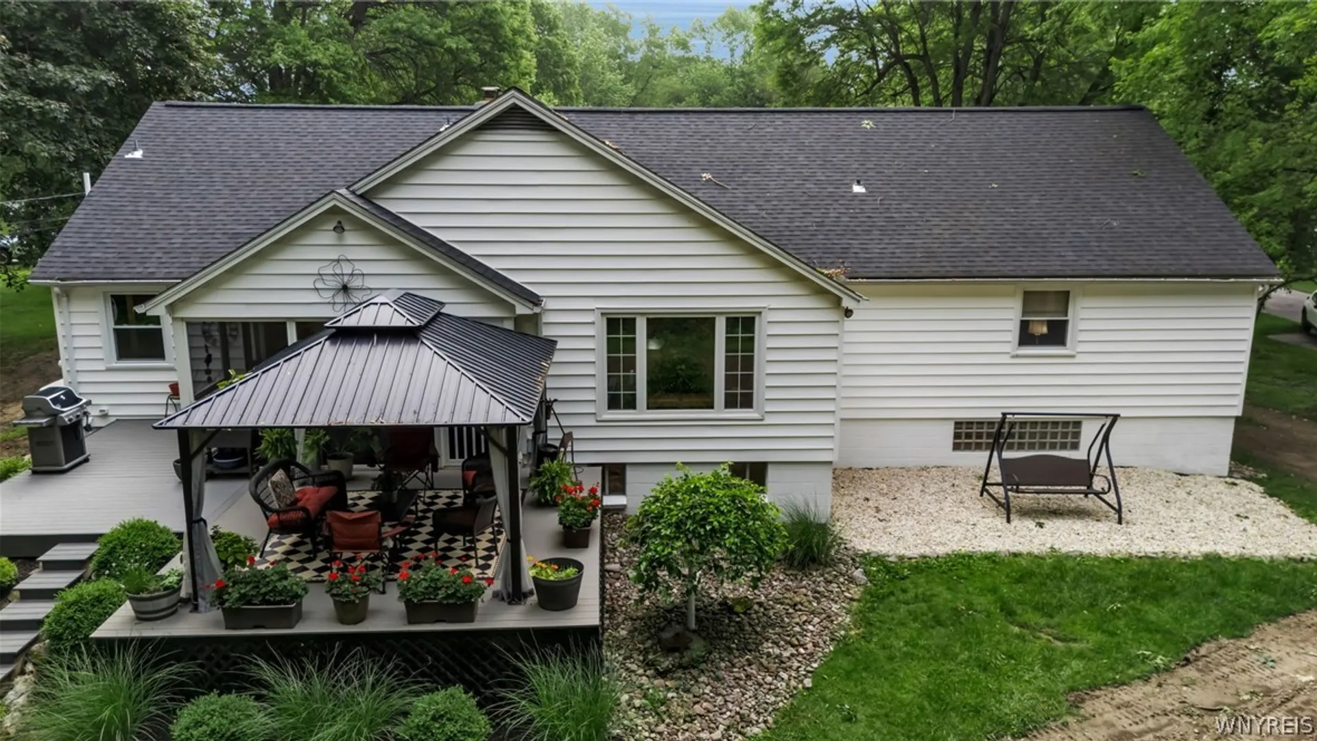 Property at 4660 Boncrest Drive, Clarence, NY 14221 44