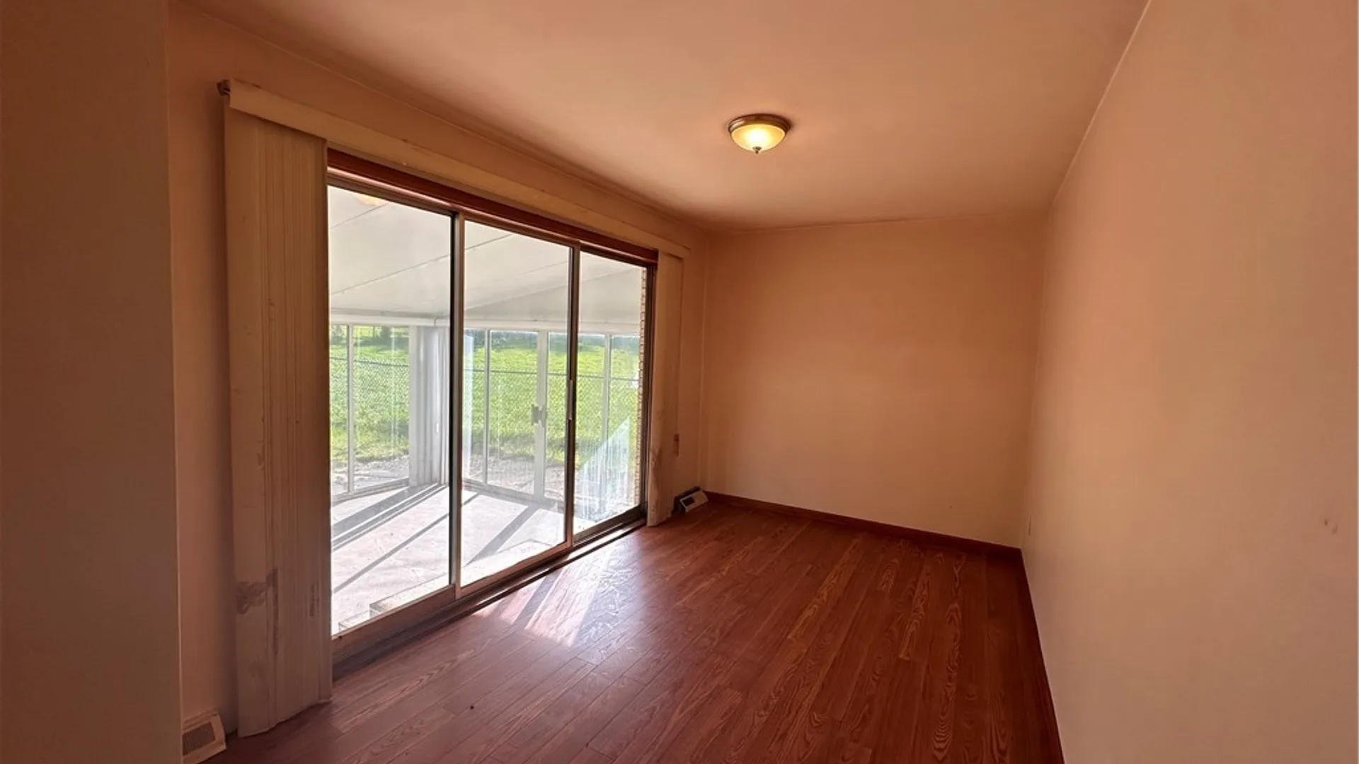 Property at 37 Brian Lane, West Seneca, NY 14224 10