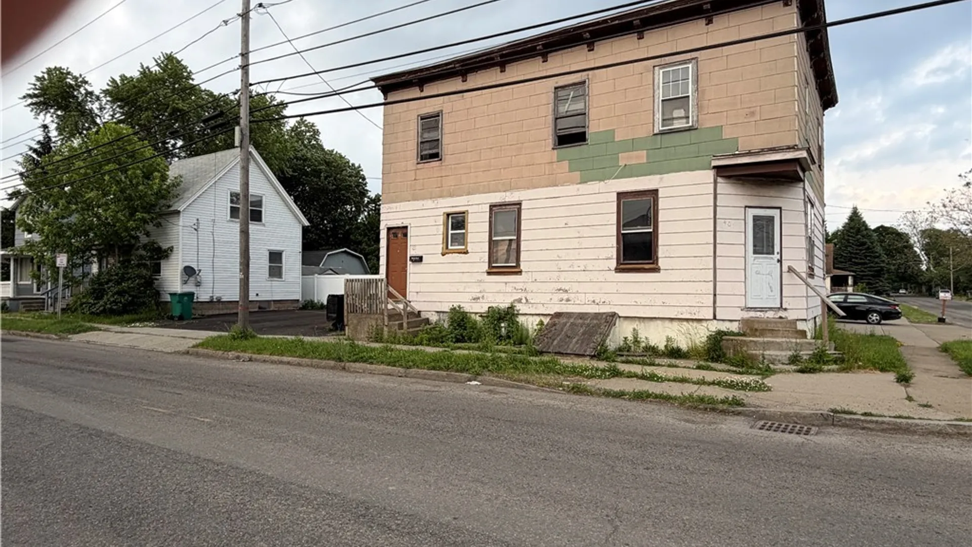 Property at 401 56th Street, Niagara Falls, NY 14304 2