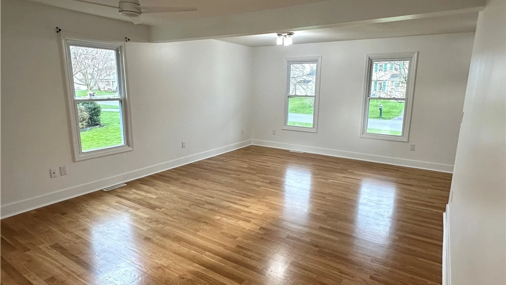 Property at 8662 Bayview Drive, Cicero, NY 13039 6
