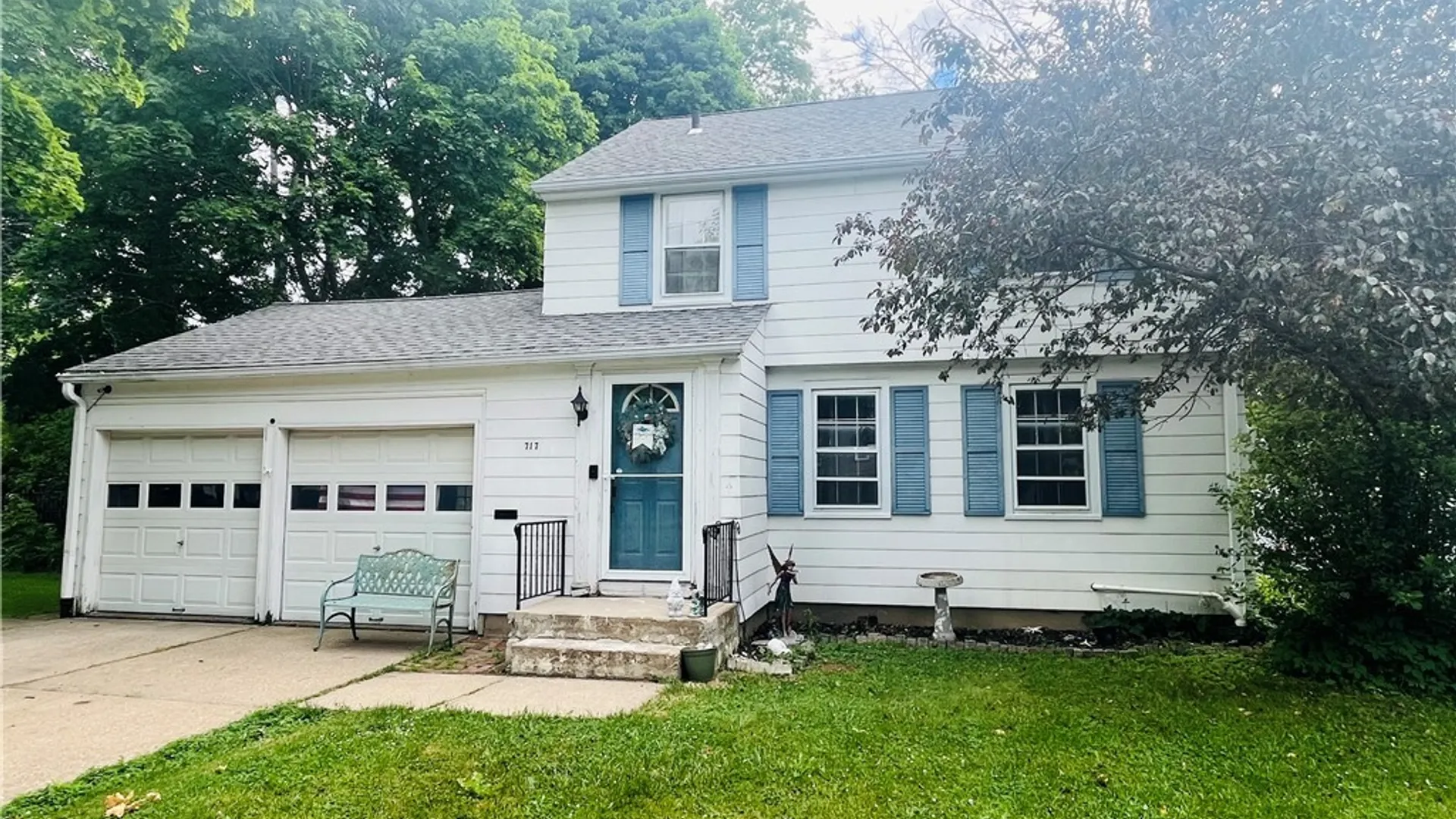 Property at 717 Pasadena Avenue, Niagara Falls, NY 14304 2