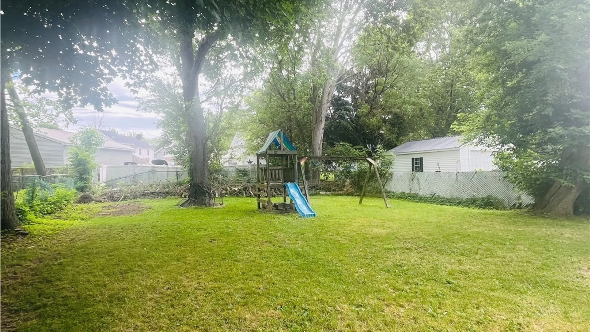Property at 717 Pasadena Avenue, Niagara Falls, NY 14304 6