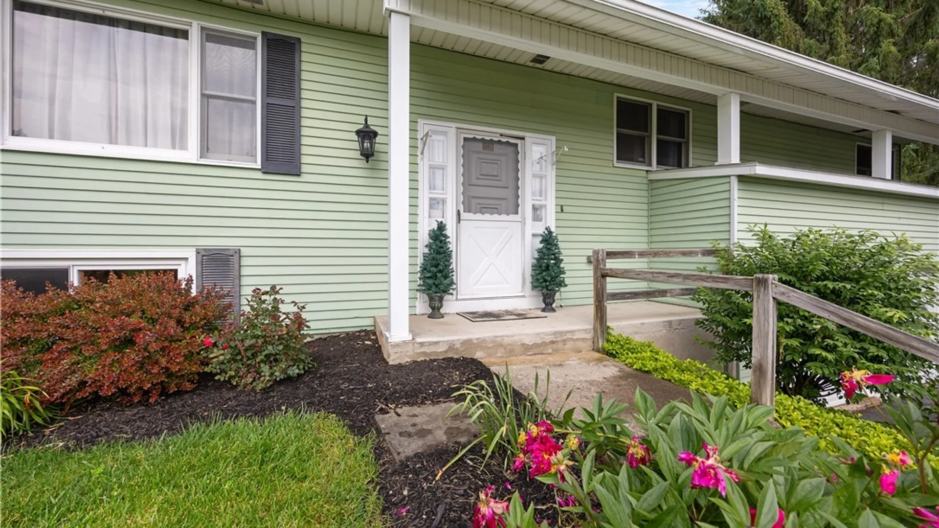 Property at 3991 Foothill, Onondaga, NY 13215 5