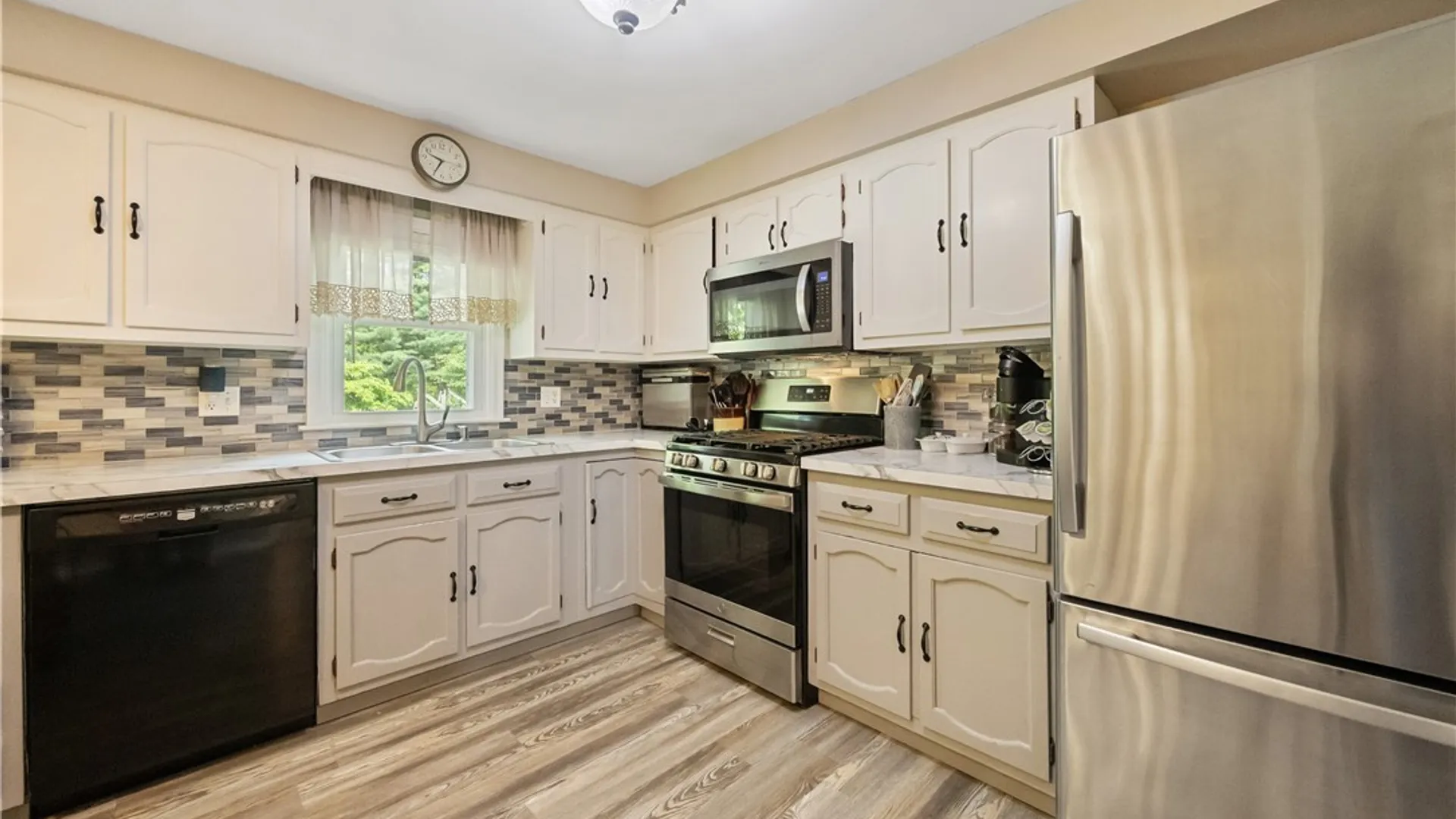 Property at 3991 Foothill, Onondaga, NY 13215 6