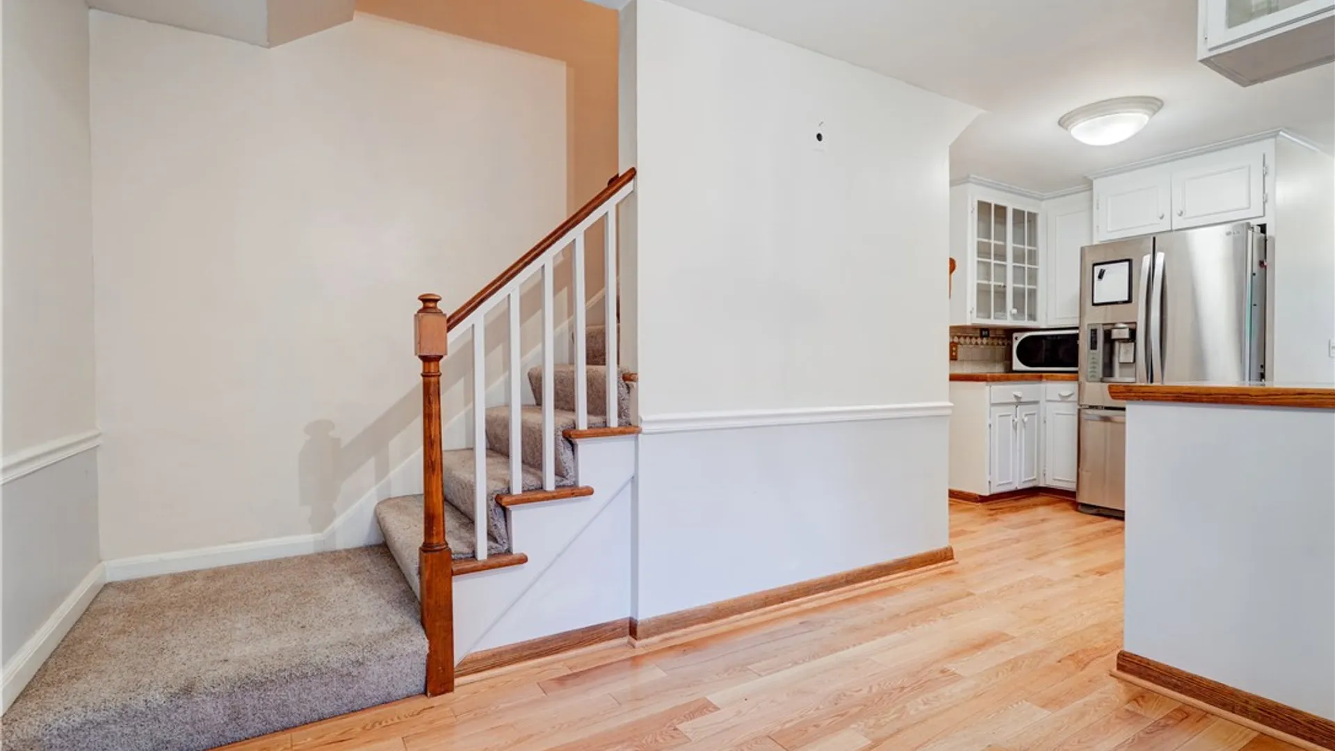 Property at 202 Nob Hl, Irondequoit, NY 14617 15