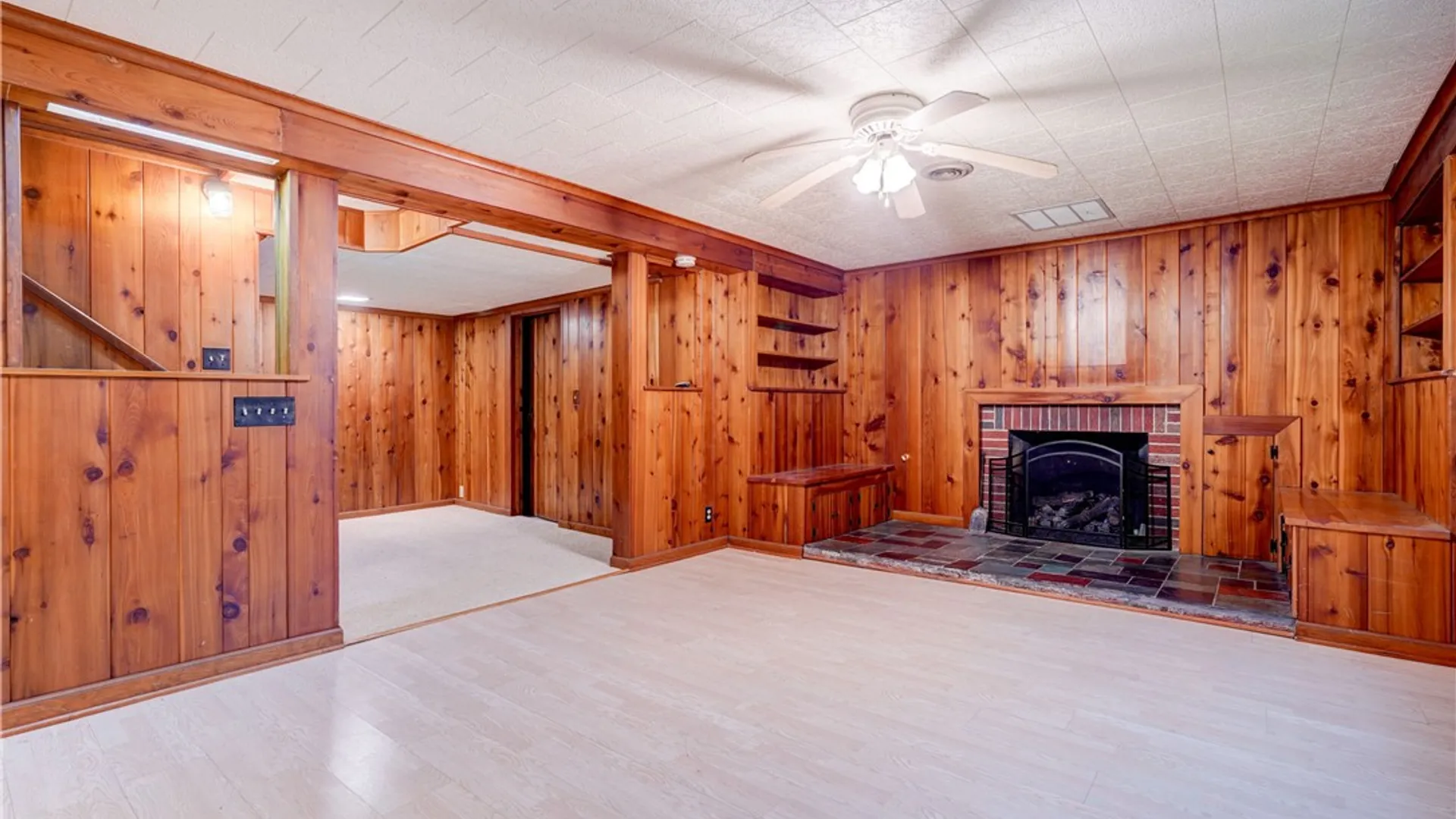 Property at 202 Nob Hl, Irondequoit, NY 14617 34