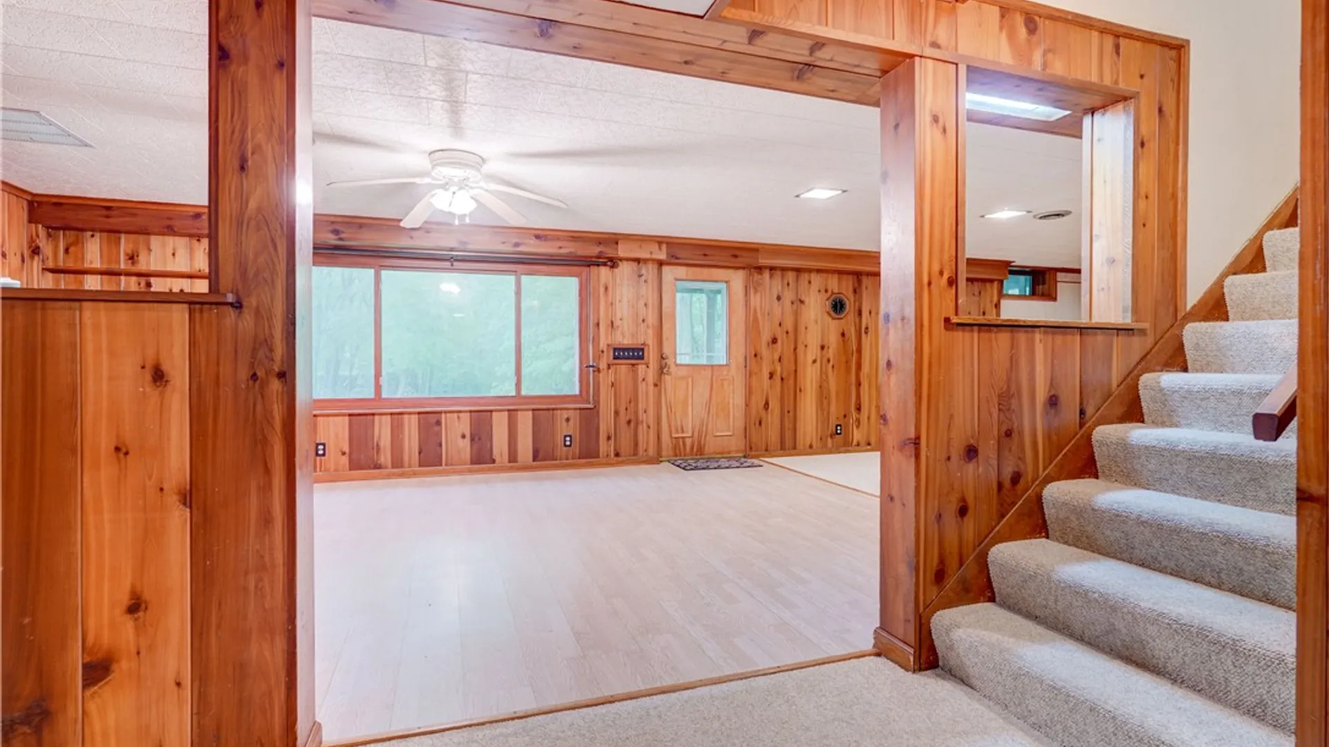 Property at 202 Nob Hl, Irondequoit, NY 14617 35