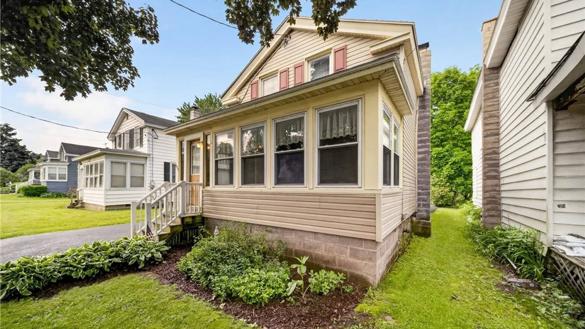 Property at 282 W Fifth Street, Oswego, NY 13126 2