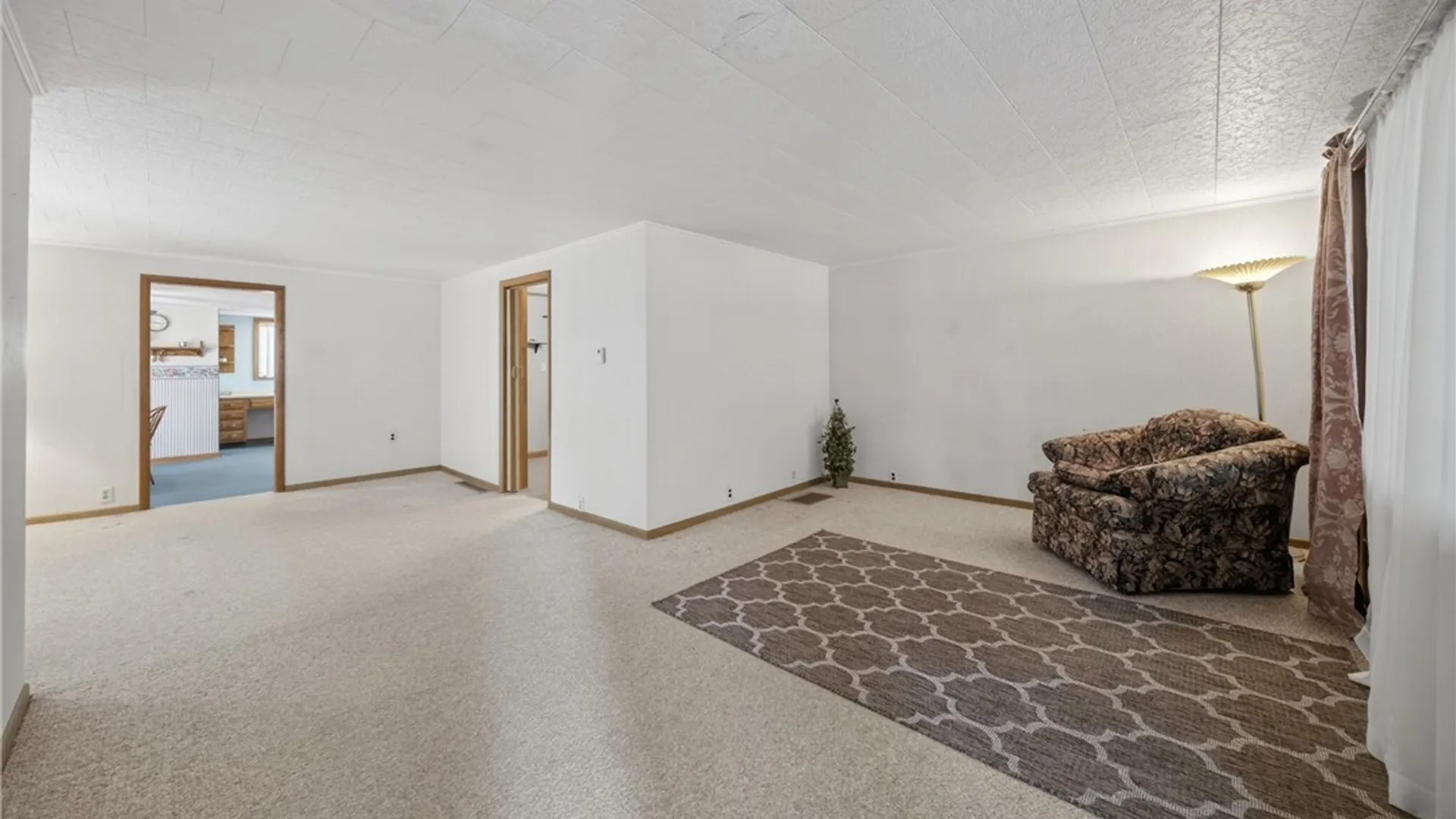 Property at 282 W Fifth Street, Oswego, NY 13126 9