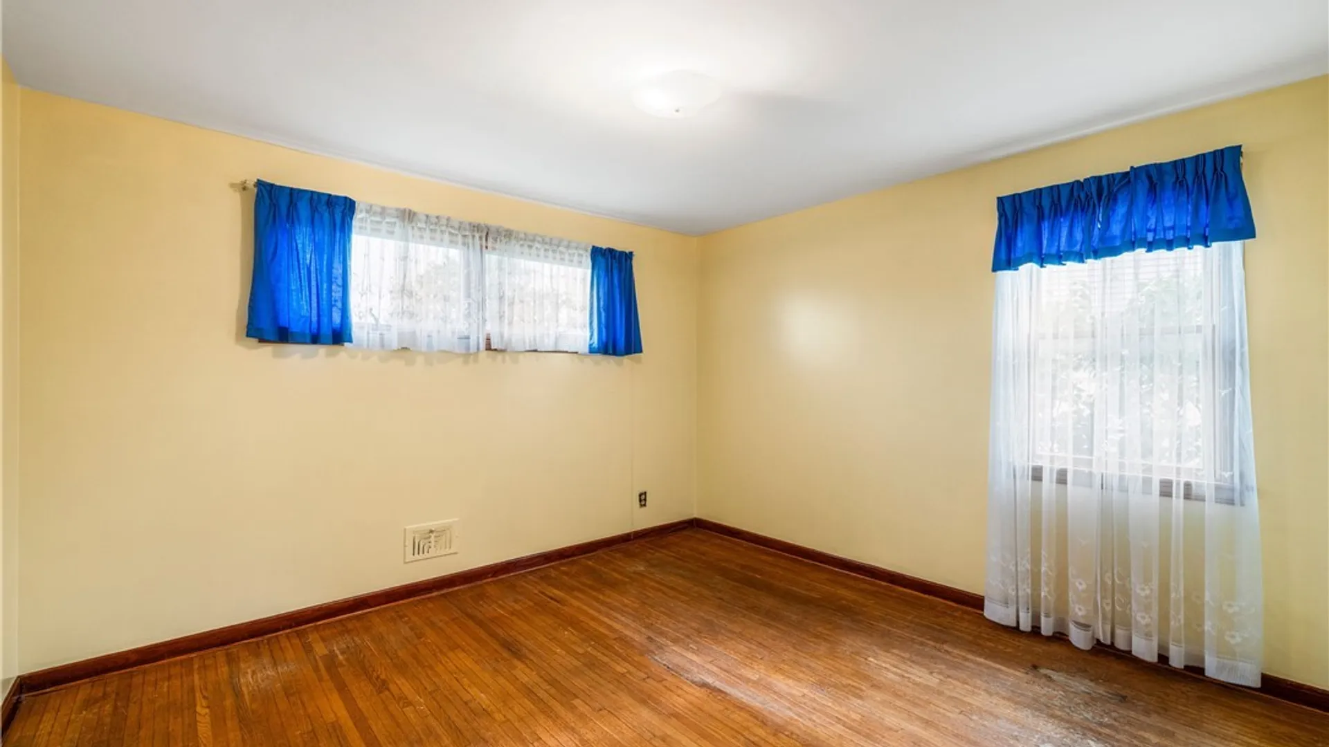 Property at 6 Nokomis Parkway, Cheektowaga, NY 14225 17