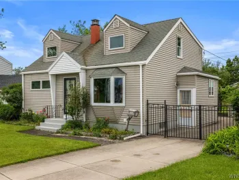 Property at 6 Nokomis Parkway, Cheektowaga, NY 14225