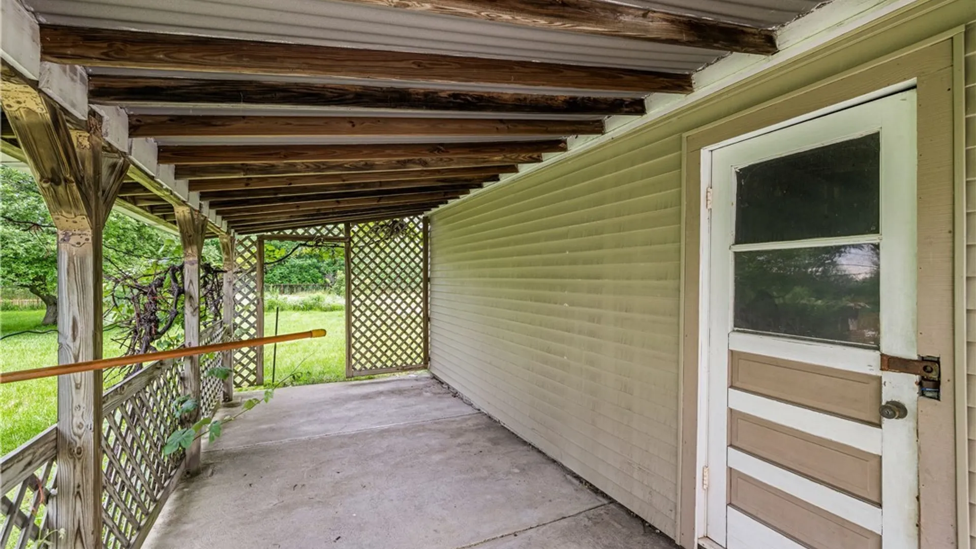 Property at 6 Nokomis Parkway, Cheektowaga, NY 14225 4