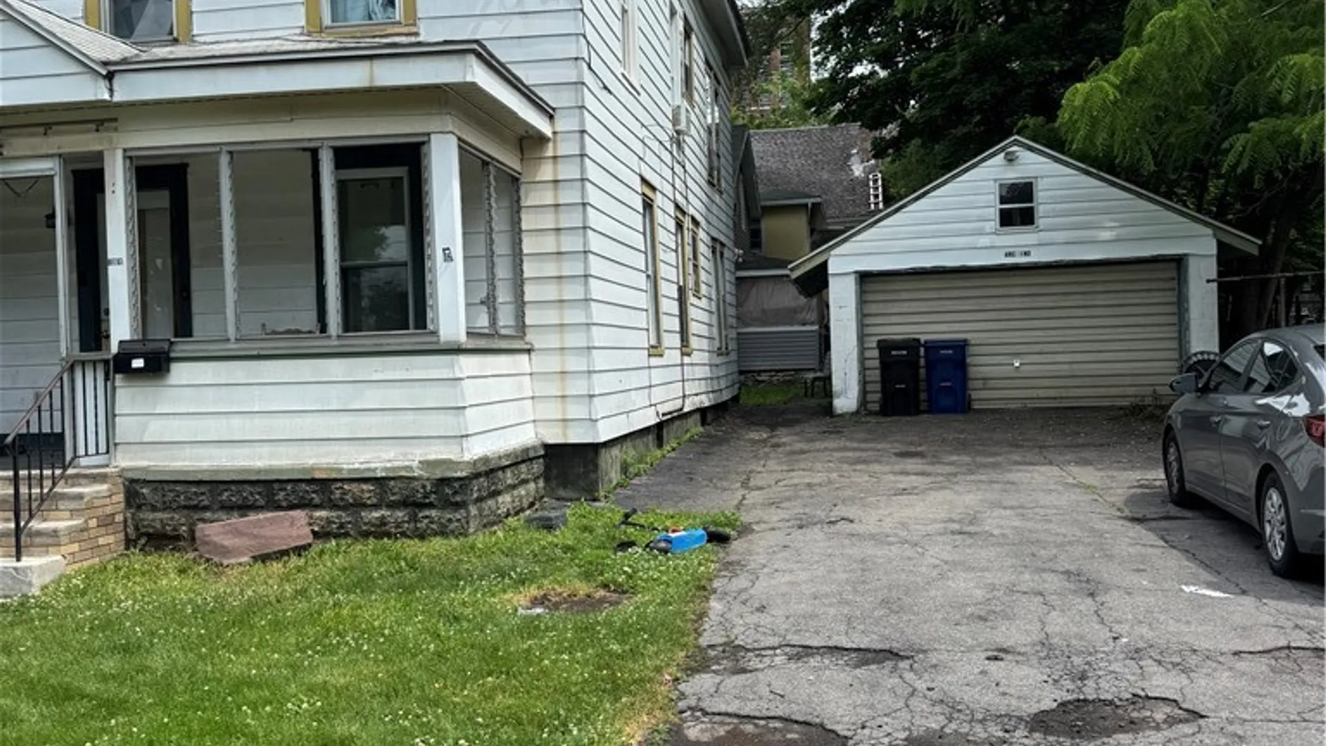 Property at 1014 Carbon Street, Syracuse, NY 13208 3